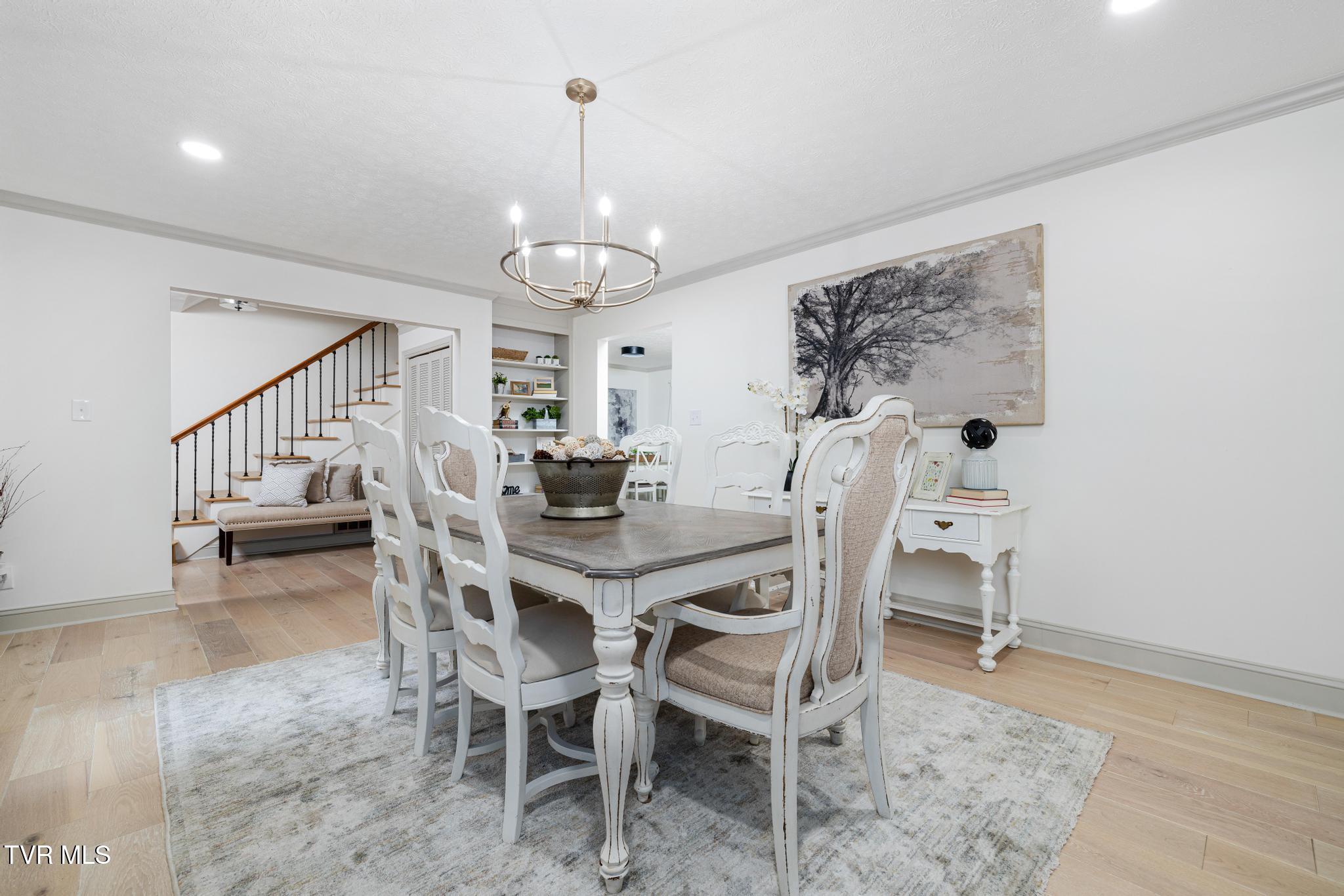 729 Thornwood Place