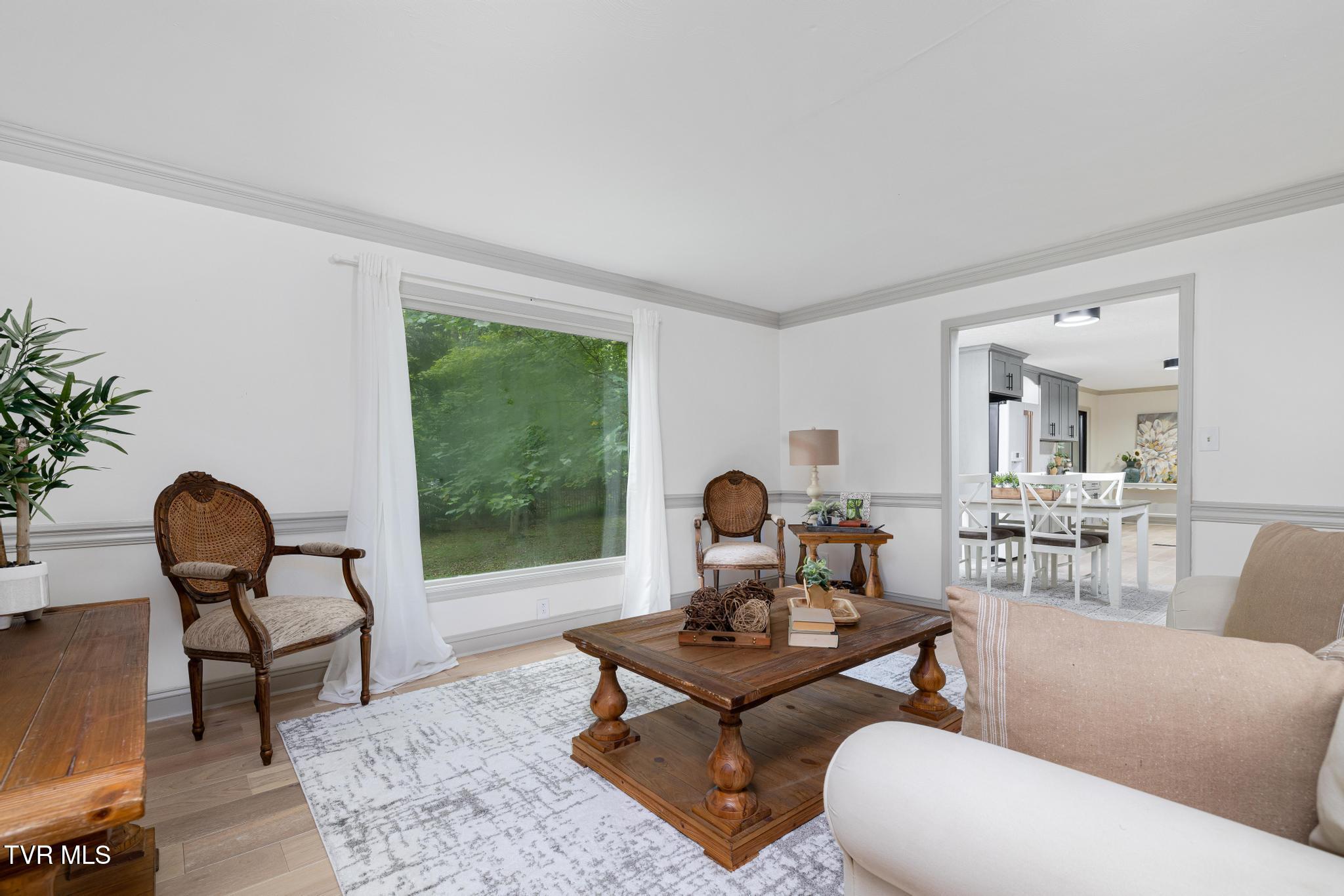 729 Thornwood Place