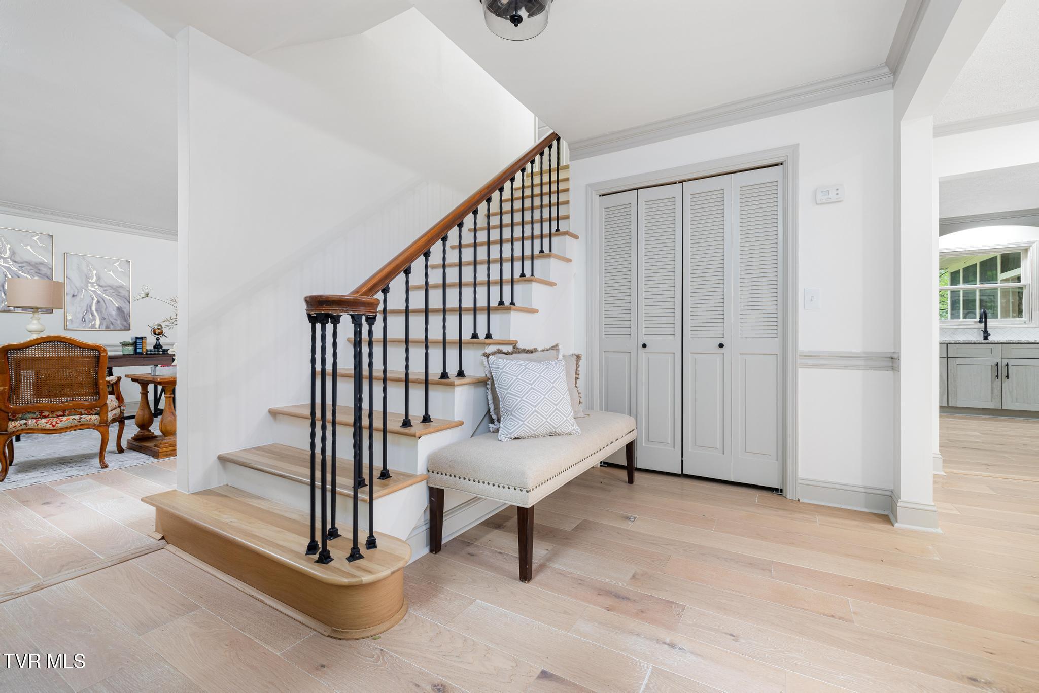 729 Thornwood Place