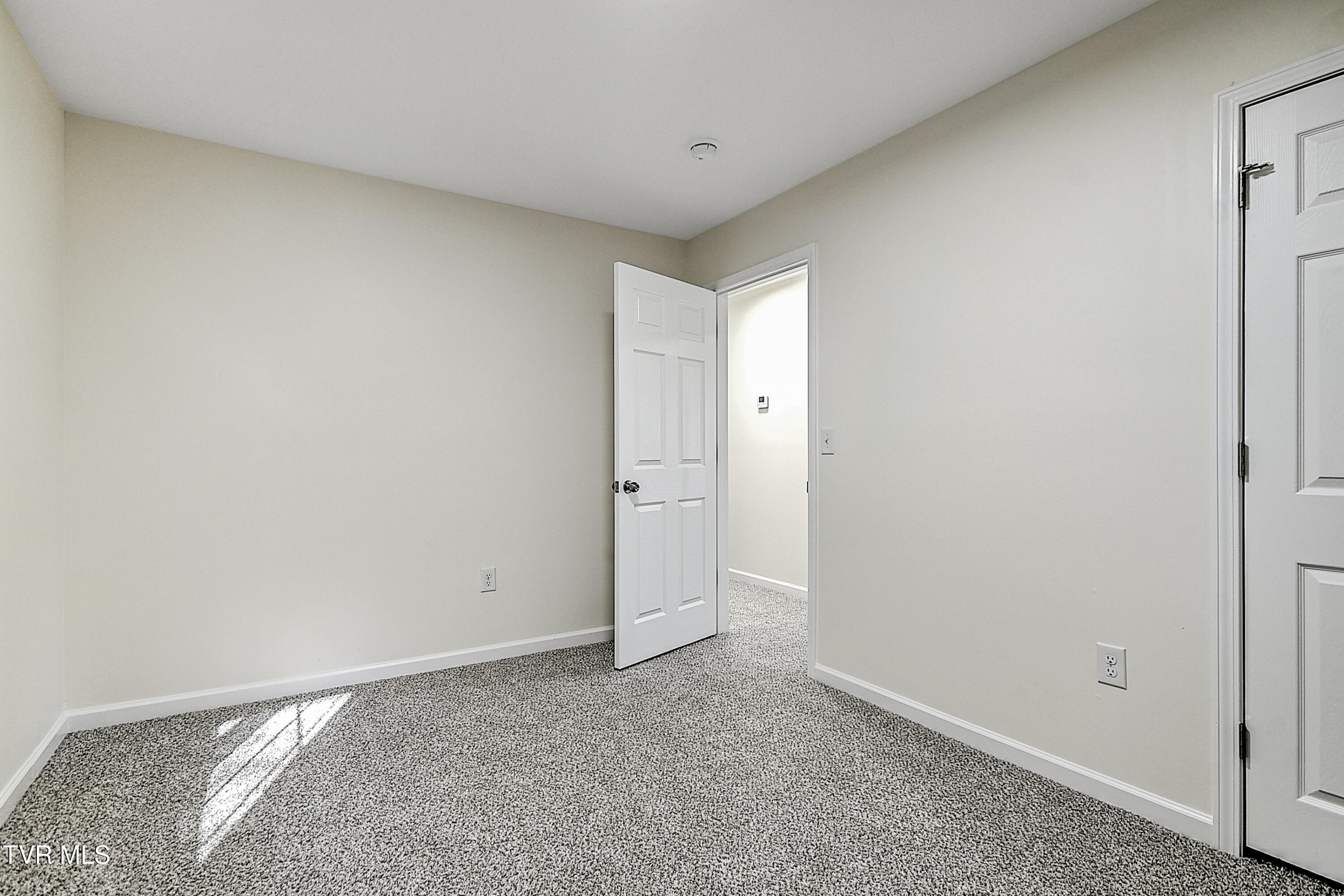 4221 Reservoir Road