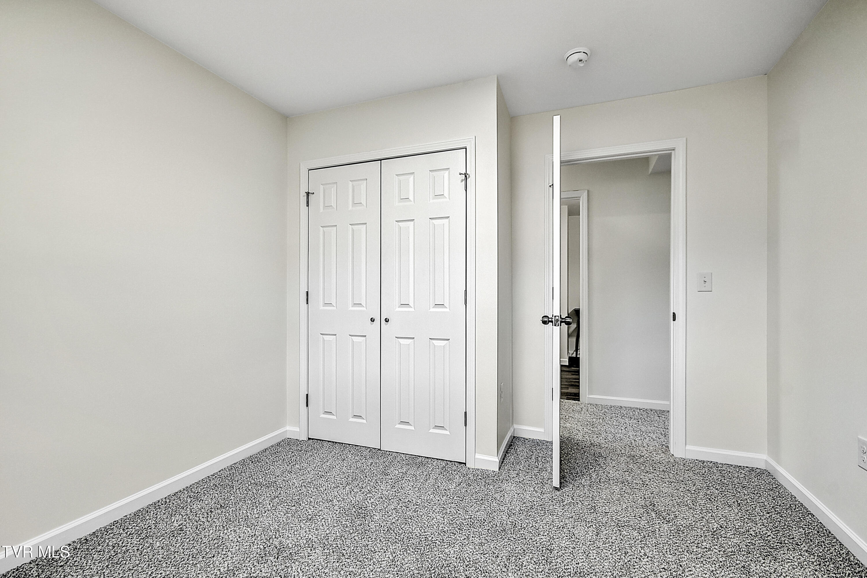 4221 Reservoir Road