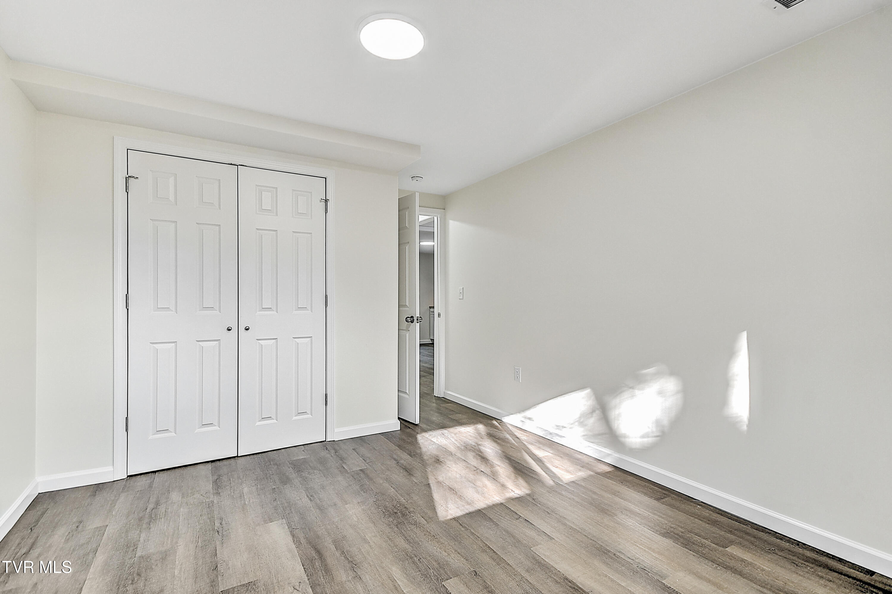4221 Reservoir Road