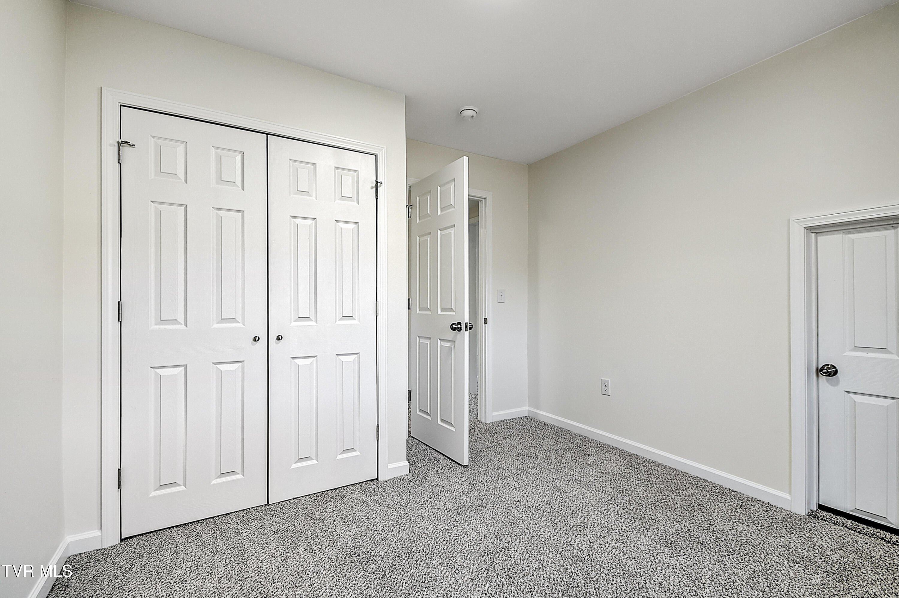 4221 Reservoir Road
