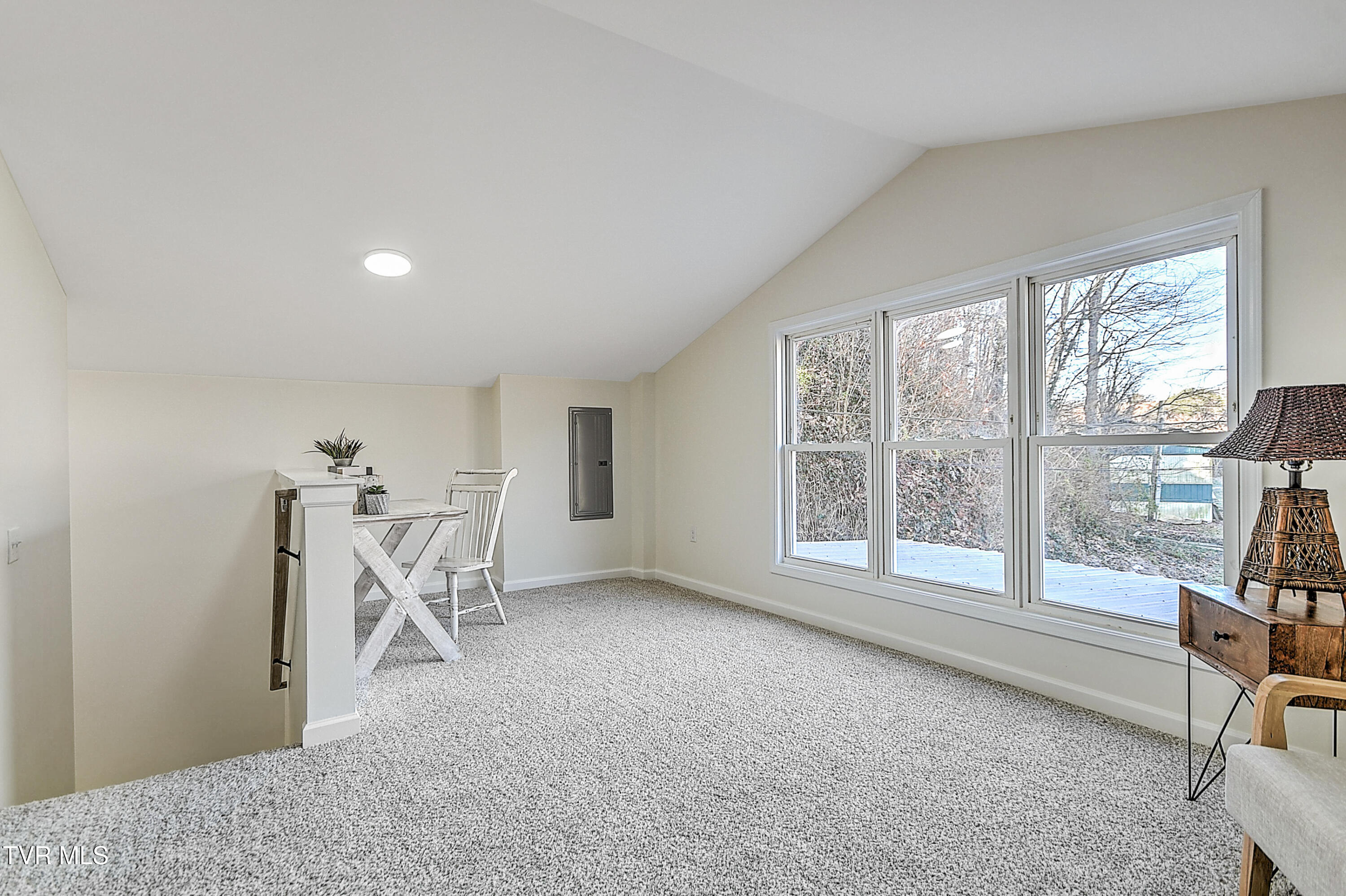 4221 Reservoir Road