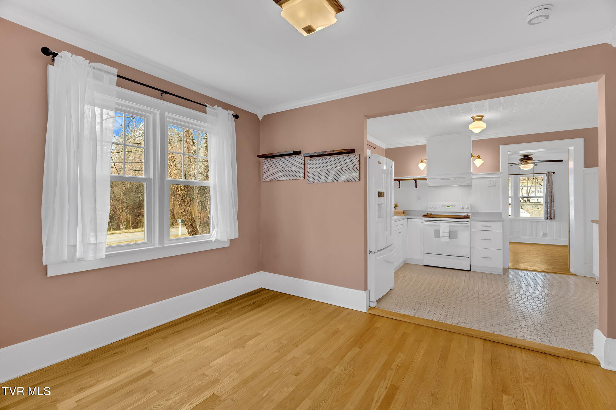1814 Triangle Road