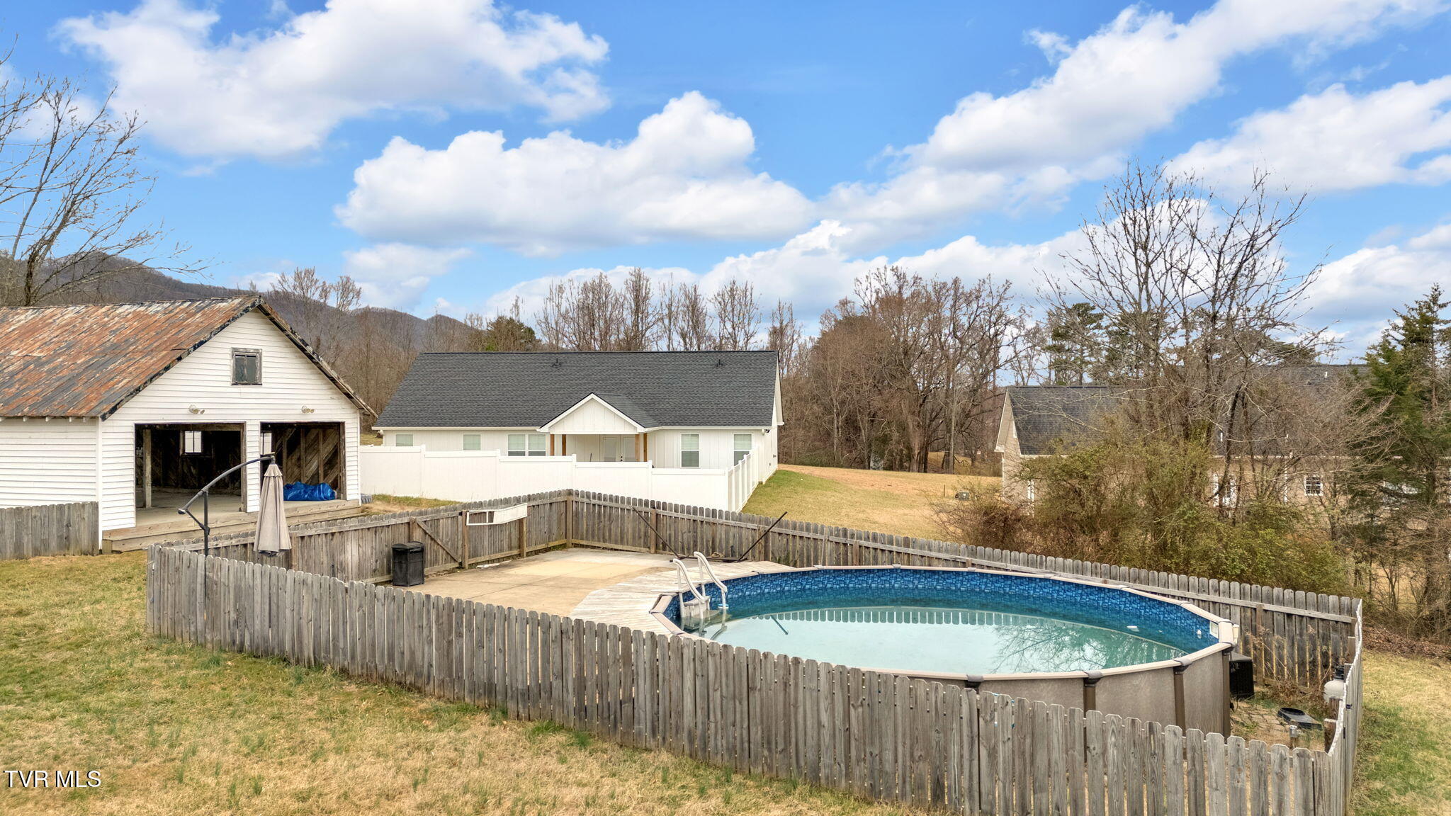 1814 Triangle Road