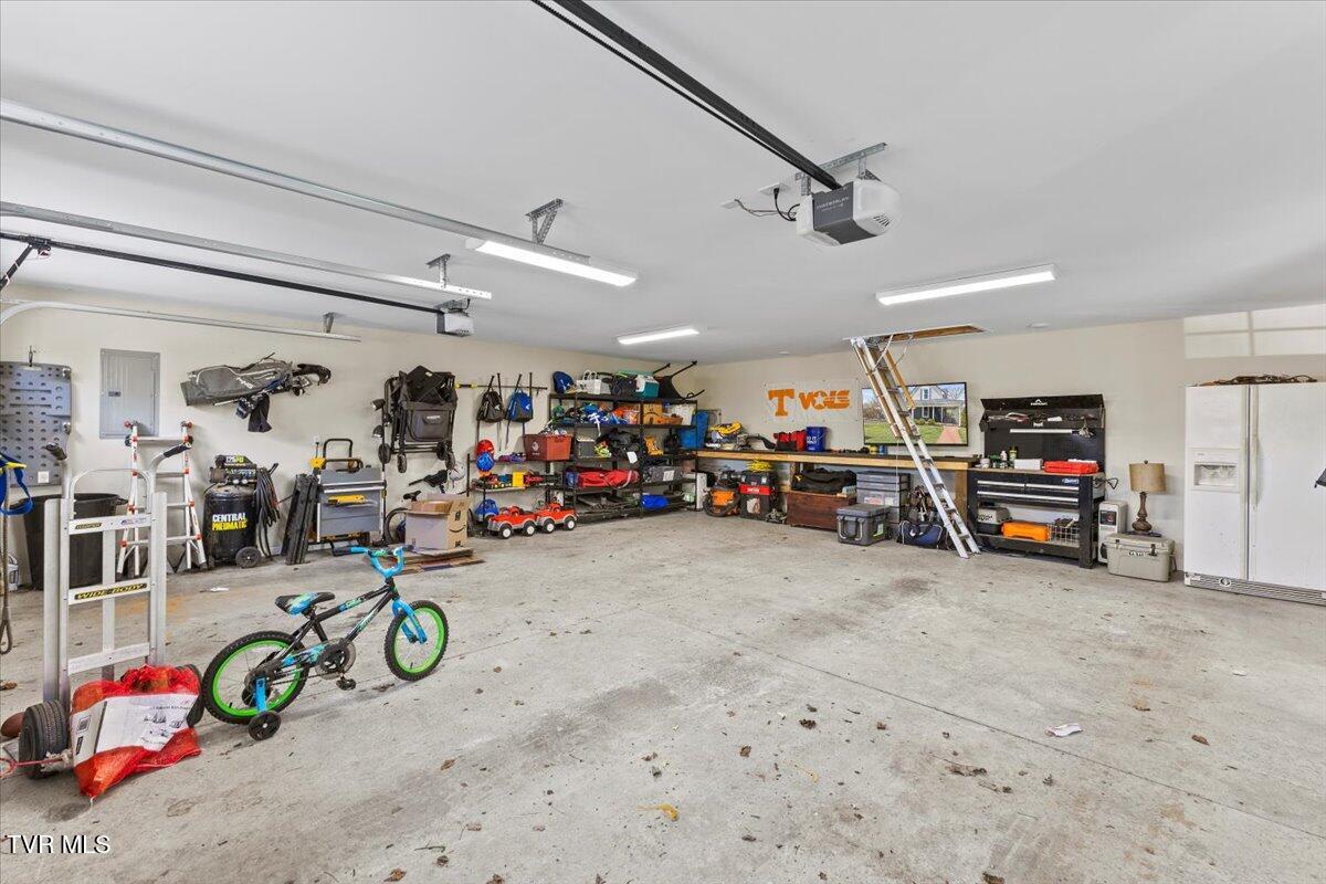 1360 Cora Lane