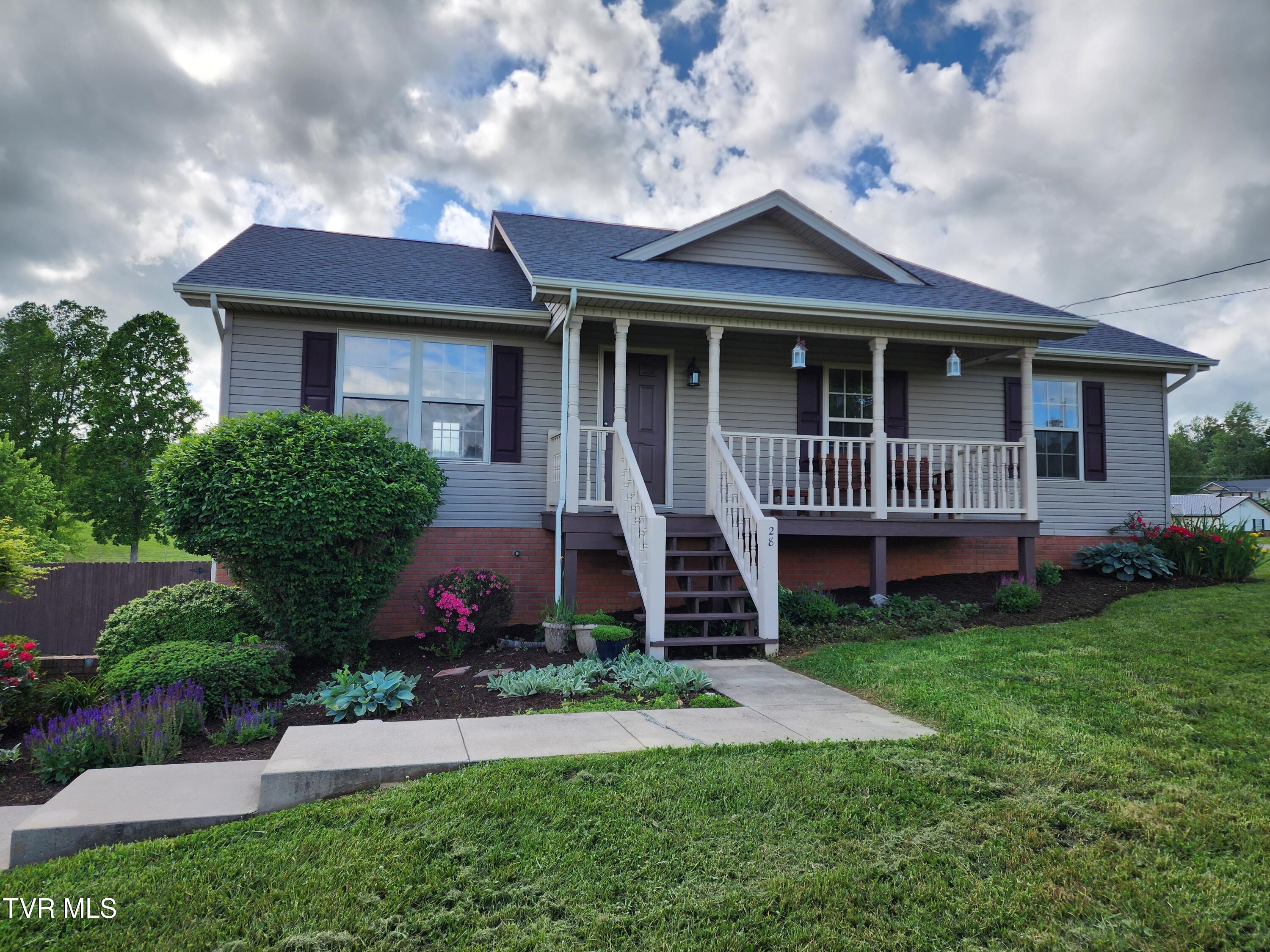 28 Mockingbird Court