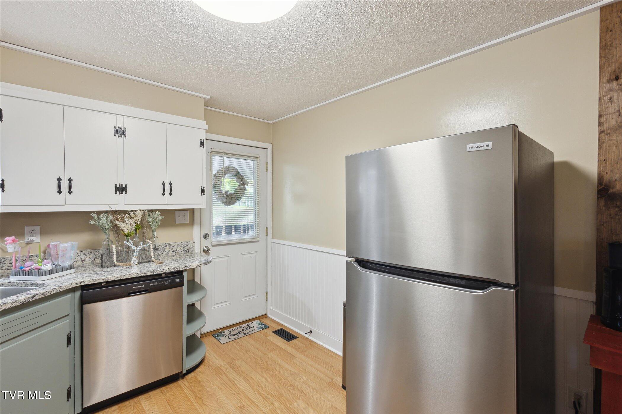 330 Lovelace Mountain View Loop