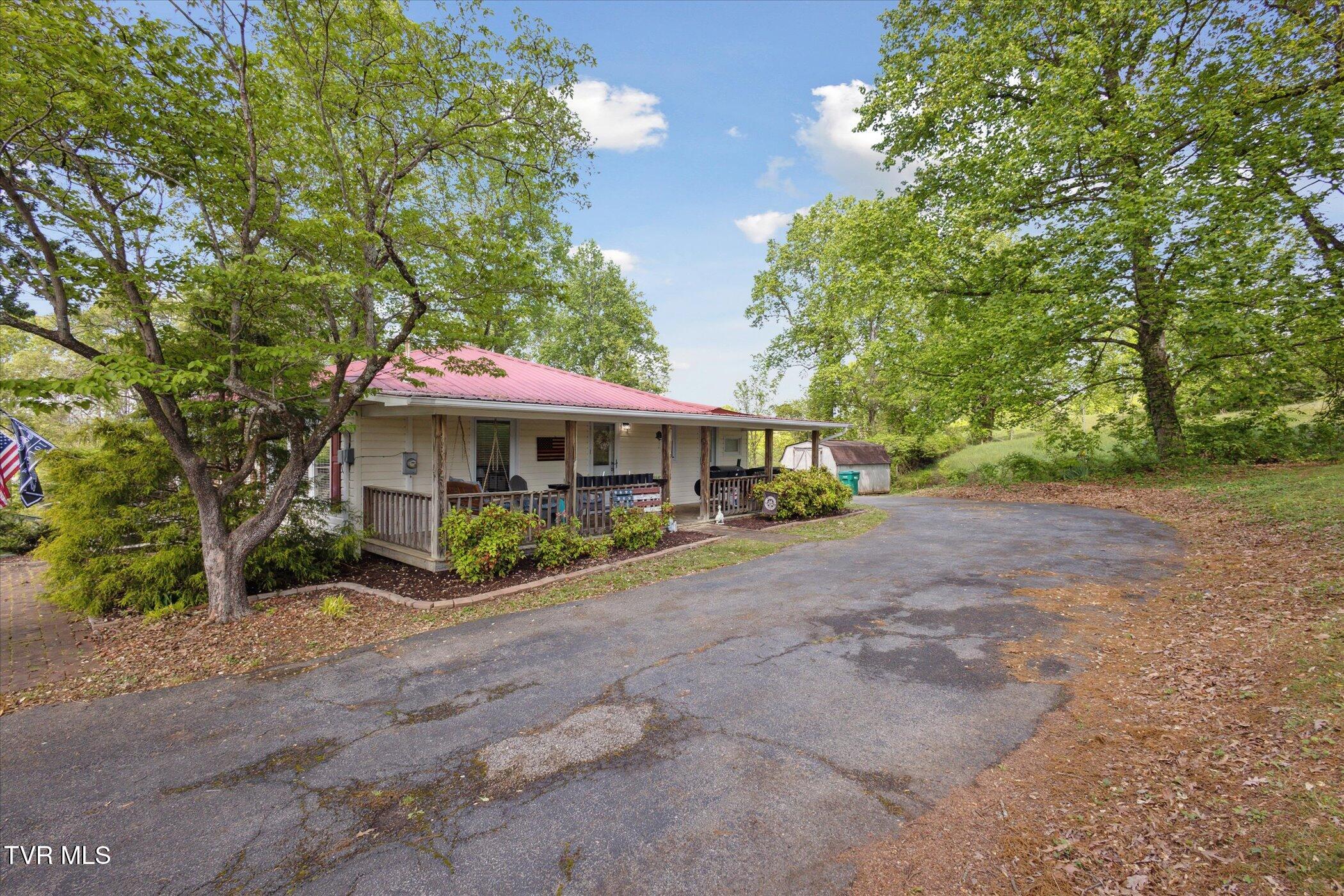 330 Lovelace Mountain View Loop