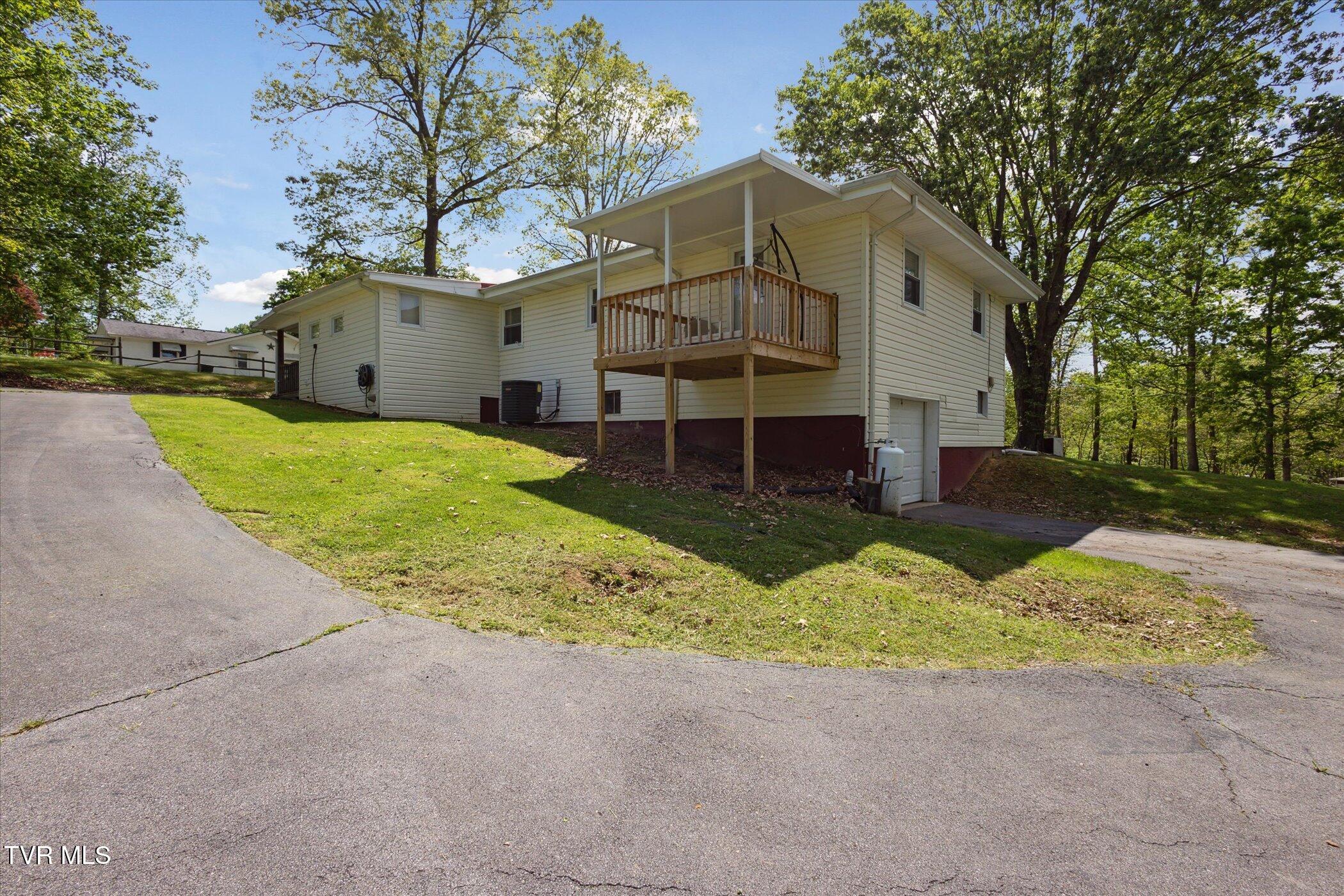 330 Lovelace Mountain View Loop