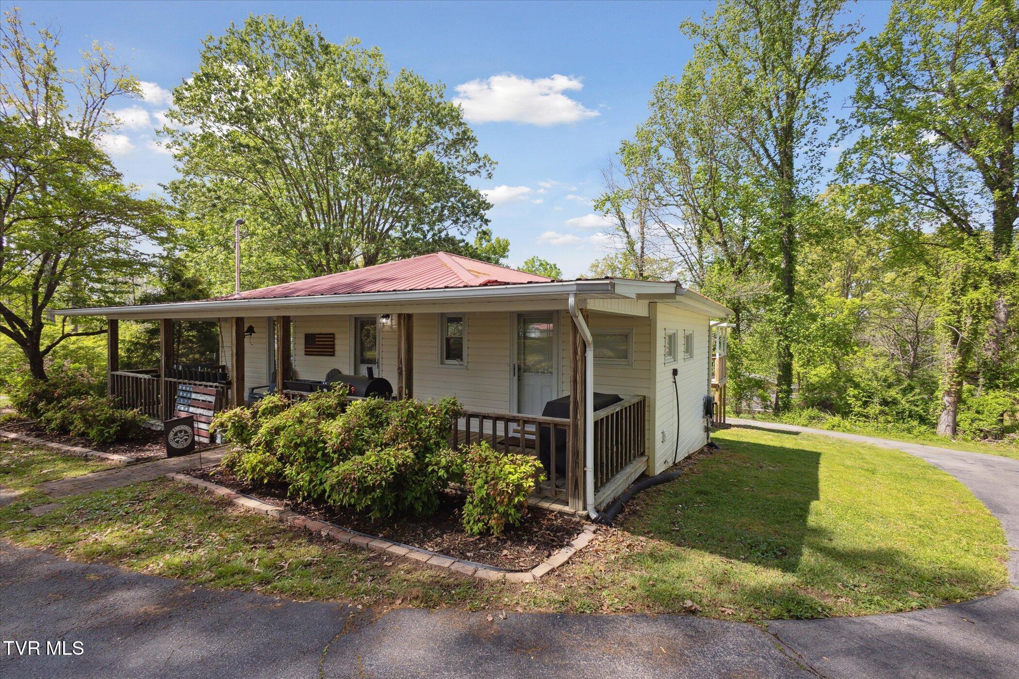 330 Lovelace Mountain View Loop