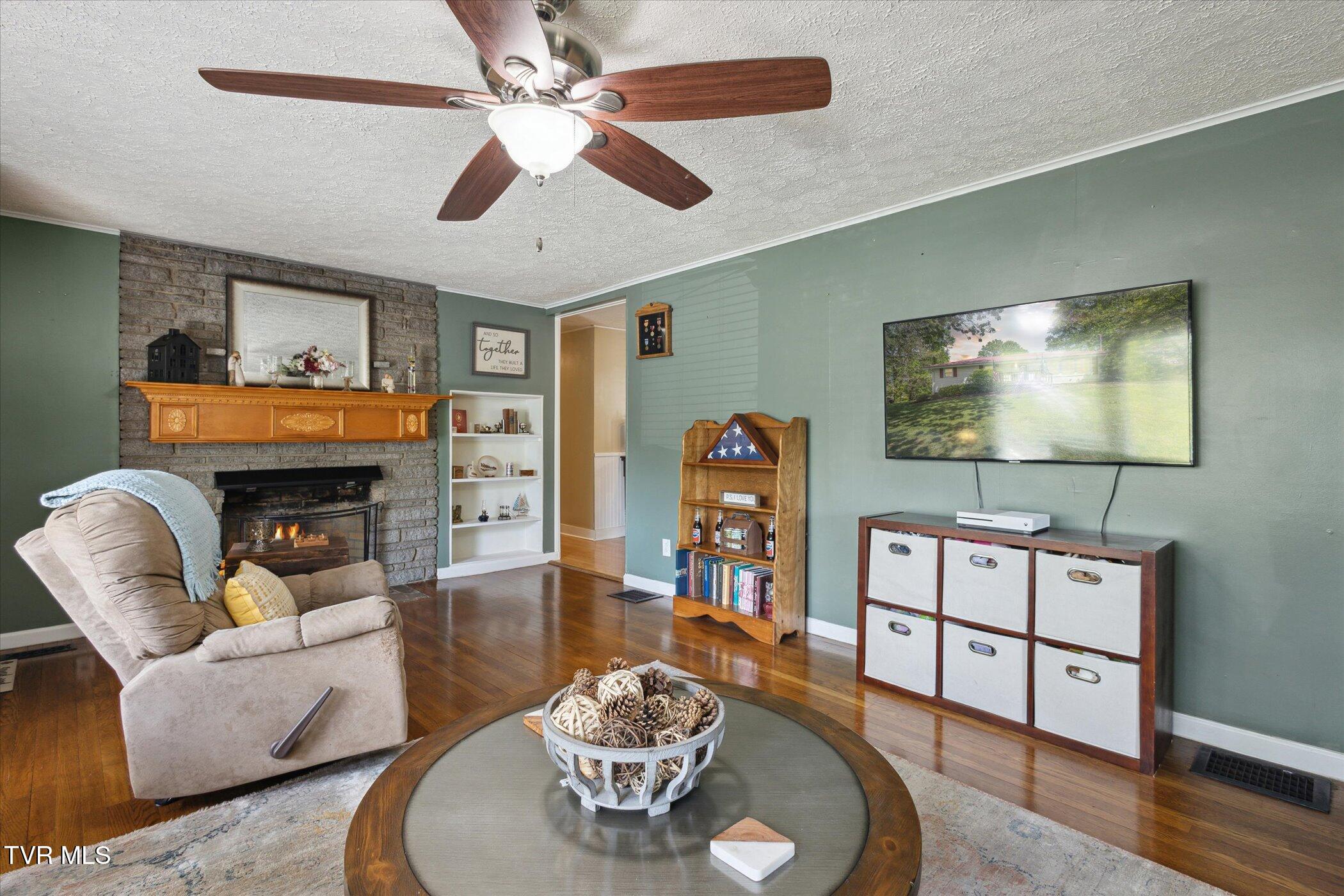 330 Lovelace Mountain View Loop