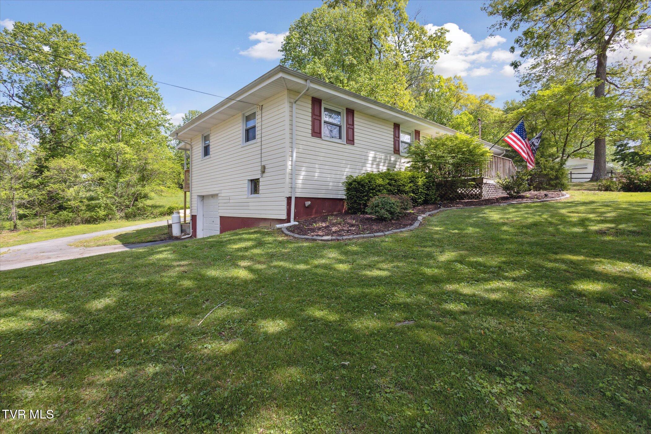 330 Lovelace Mountain View Loop
