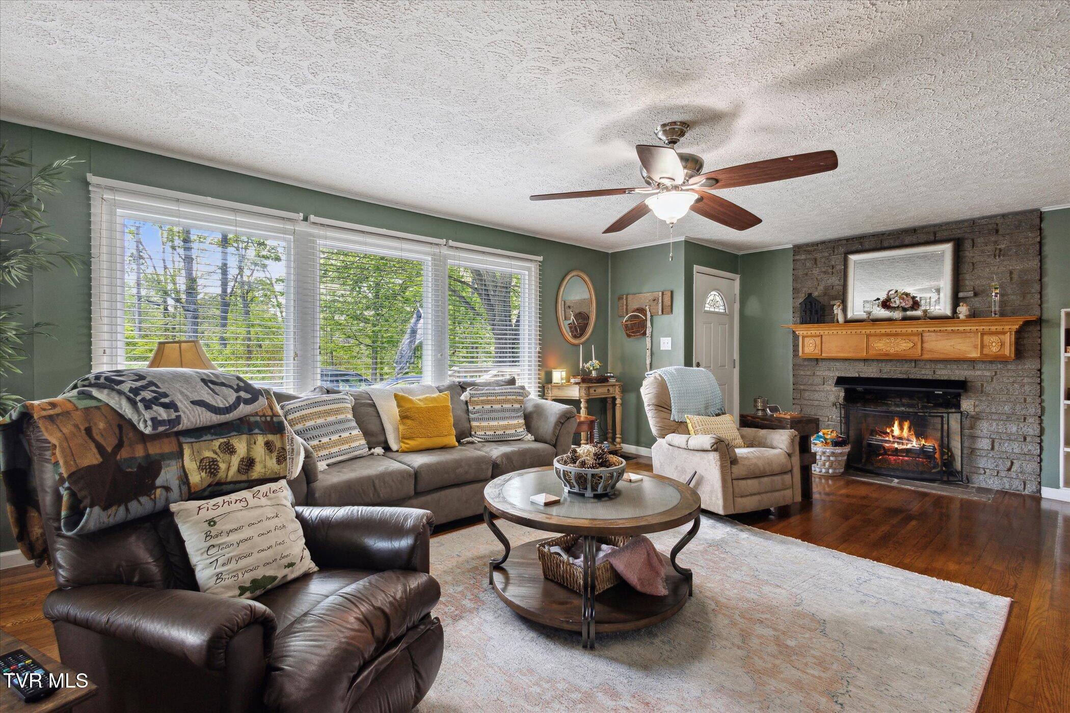 330 Lovelace Mountain View Loop