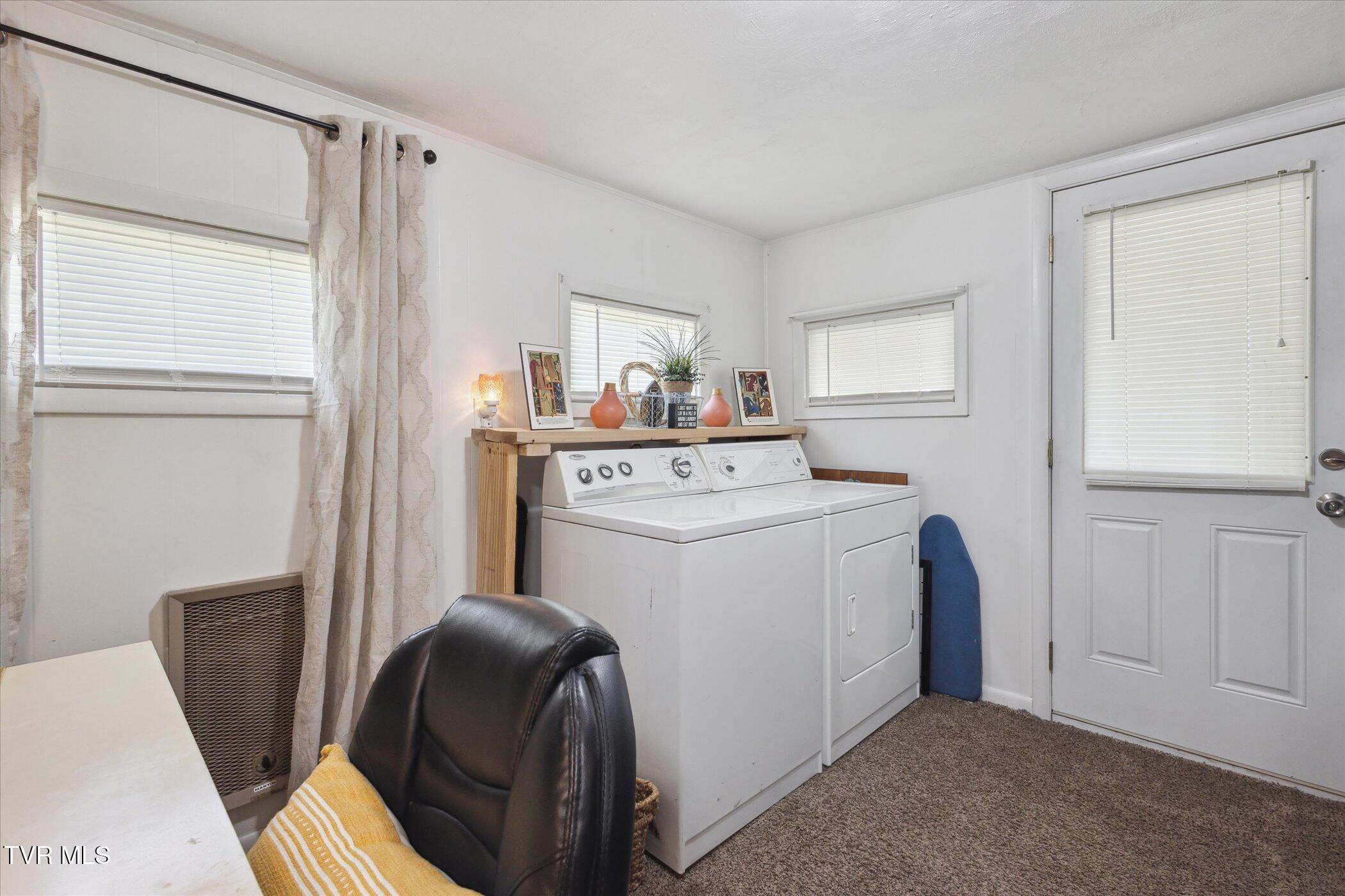 330 Lovelace Mountain View Loop