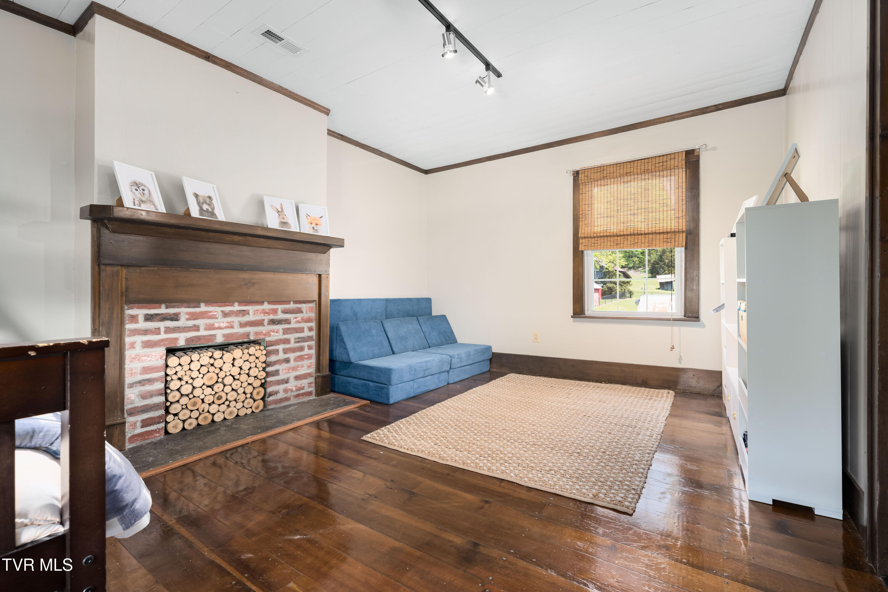 2038 Carroll Creek Road