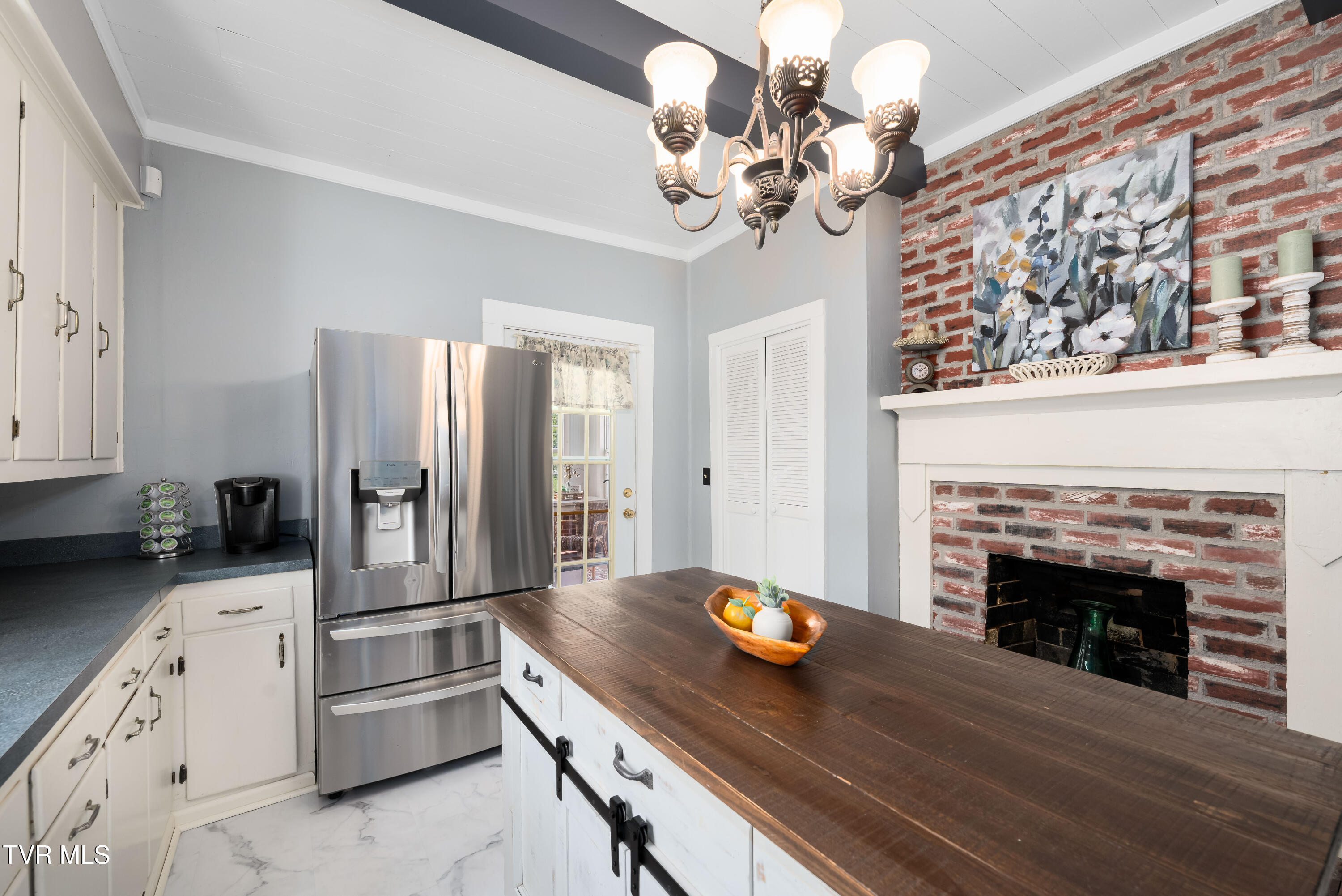 2038 Carroll Creek Road
