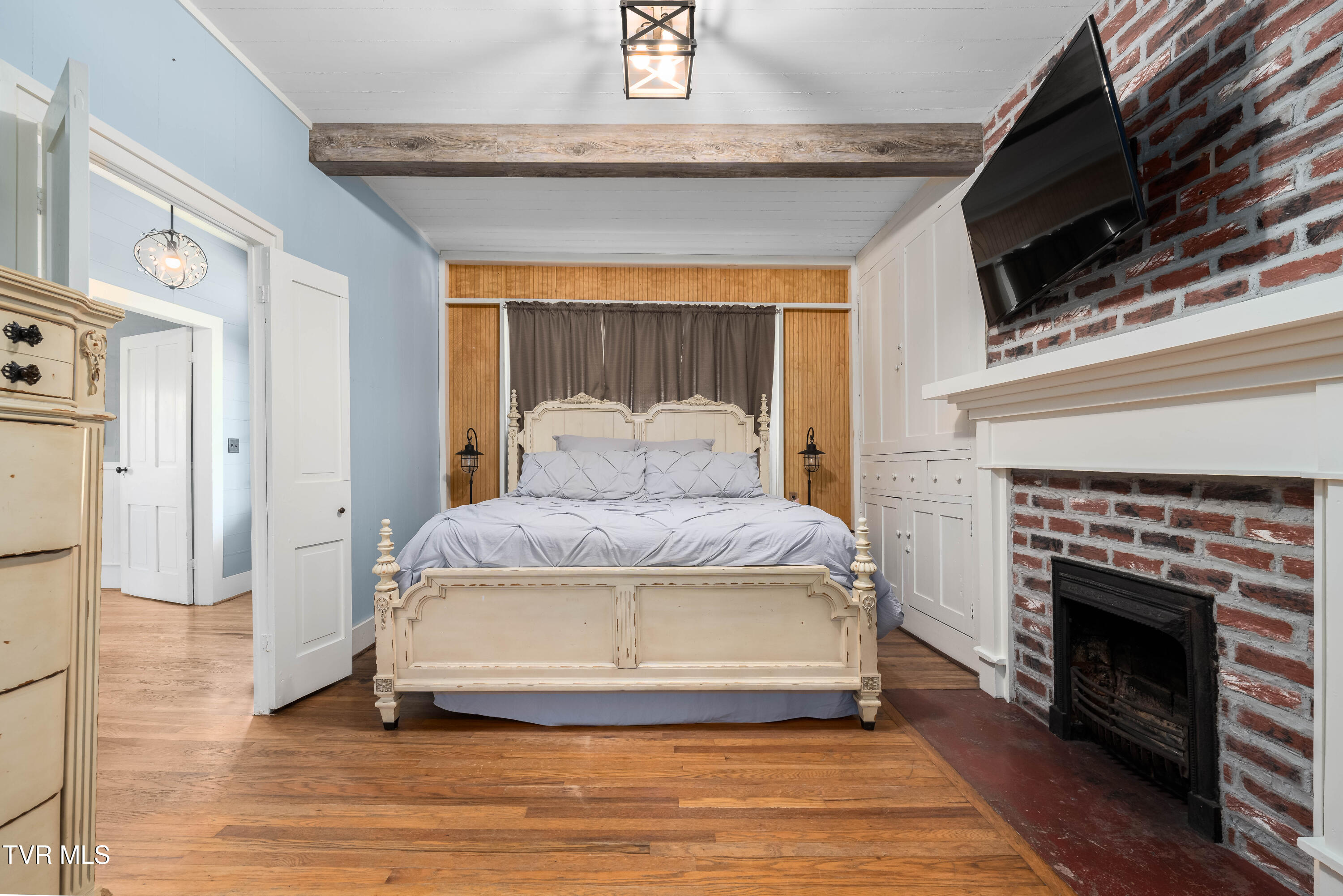 2038 Carroll Creek Road