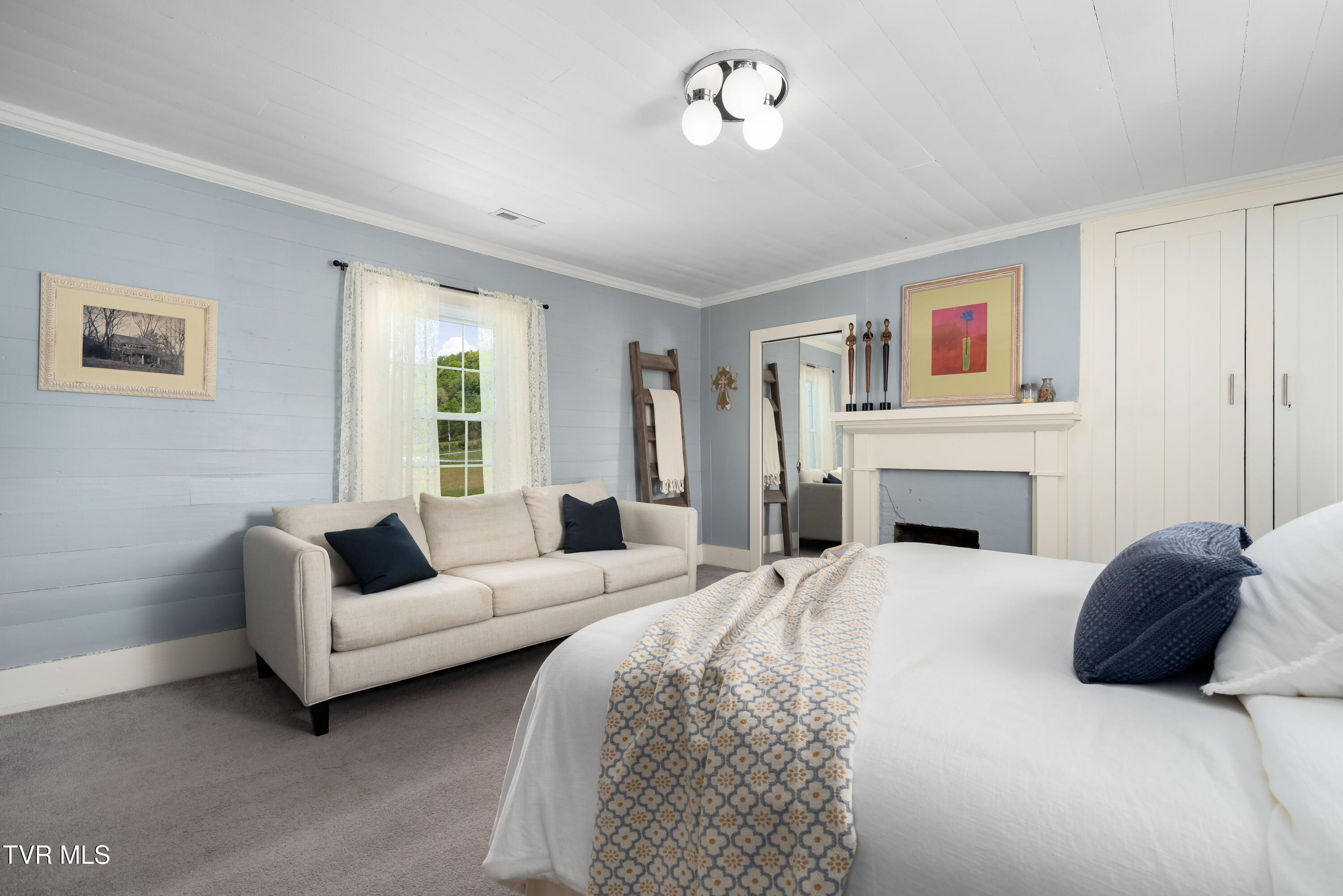 2038 Carroll Creek Road