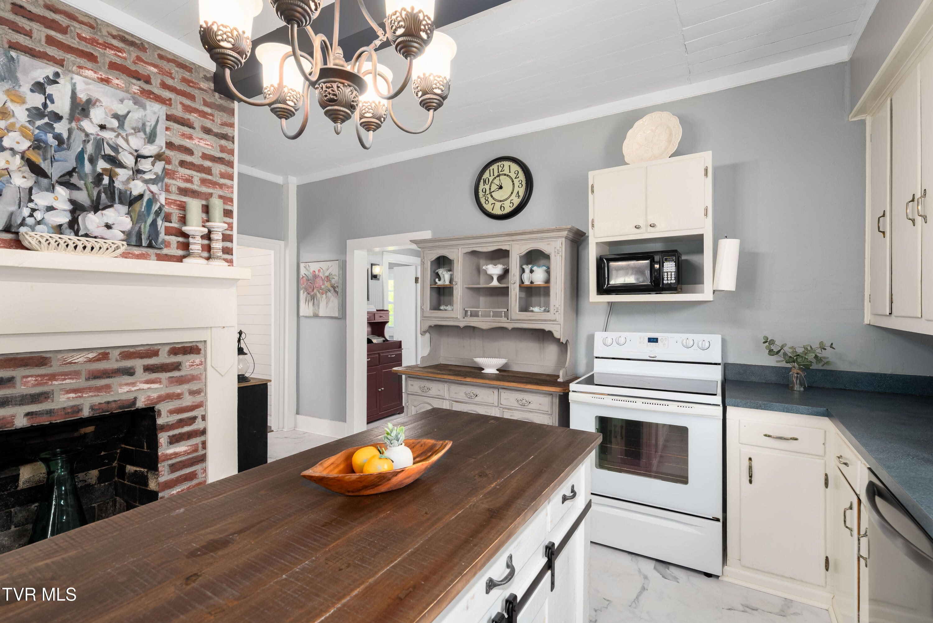 2038 Carroll Creek Road