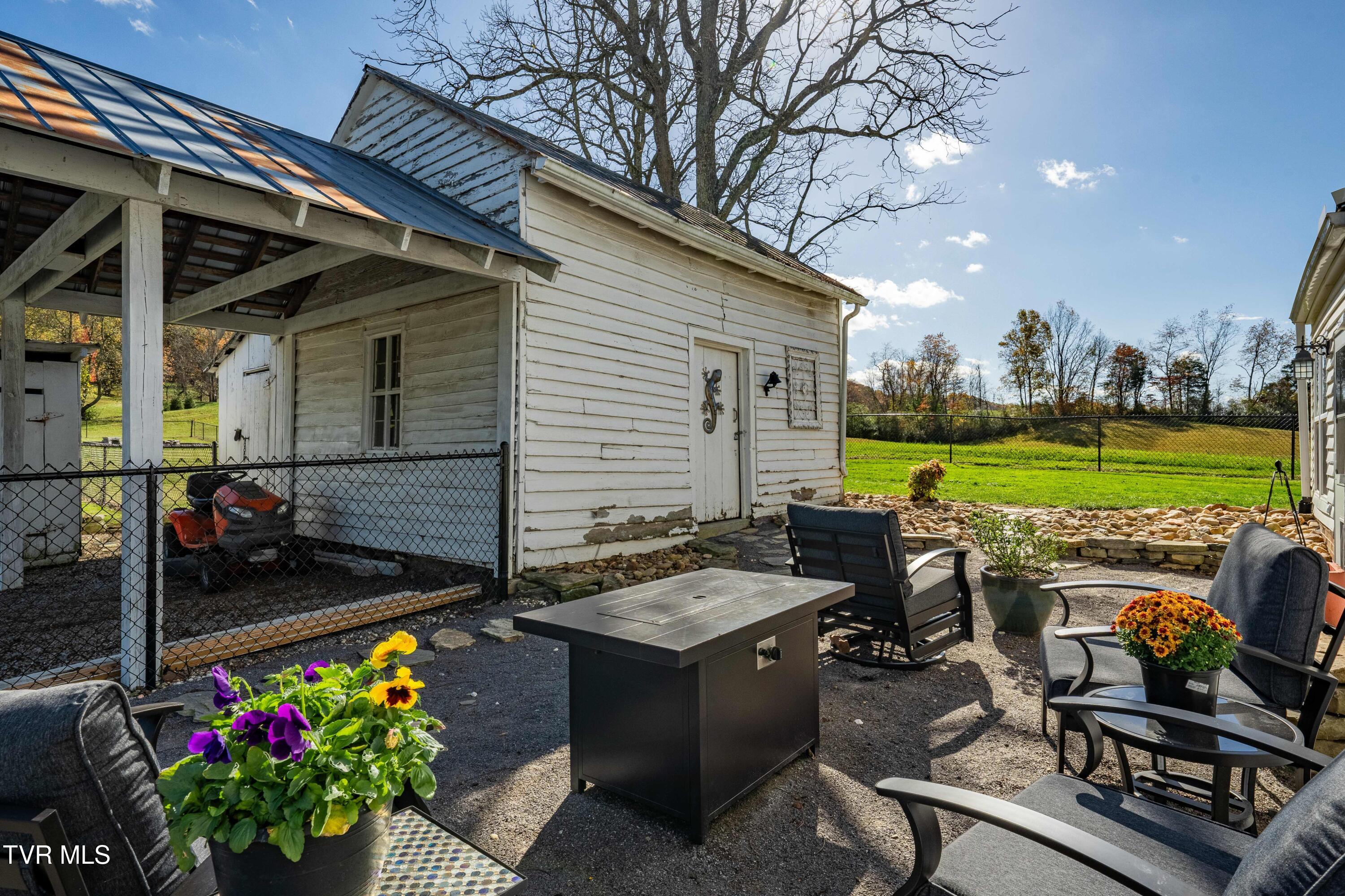 2038 Carroll Creek Road