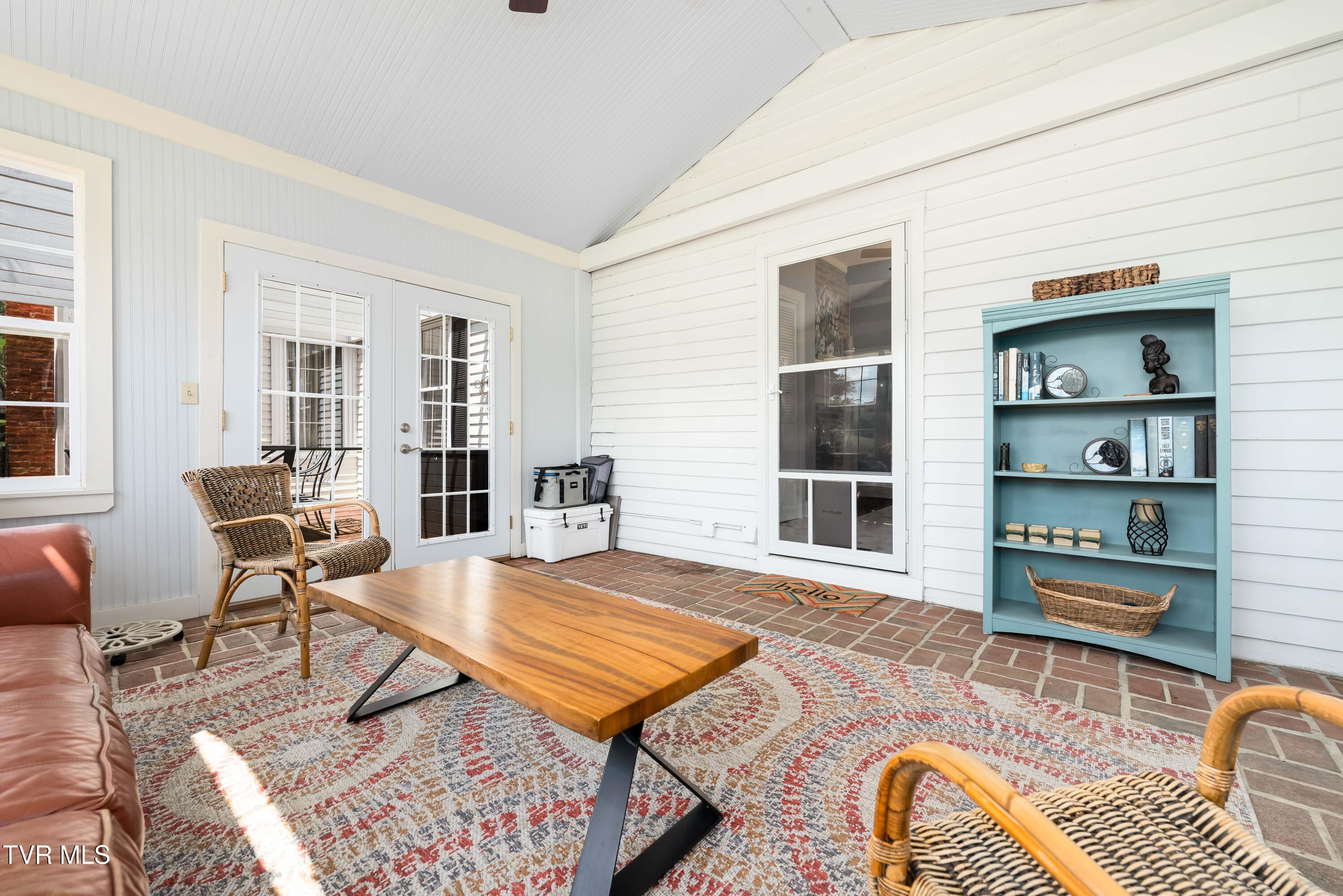 2038 Carroll Creek Road