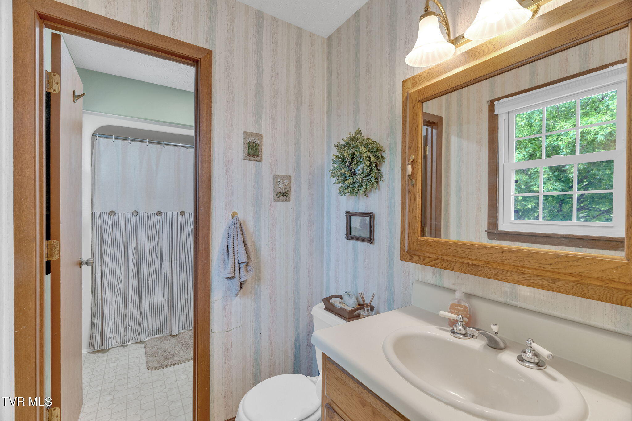 337 Flourville Road