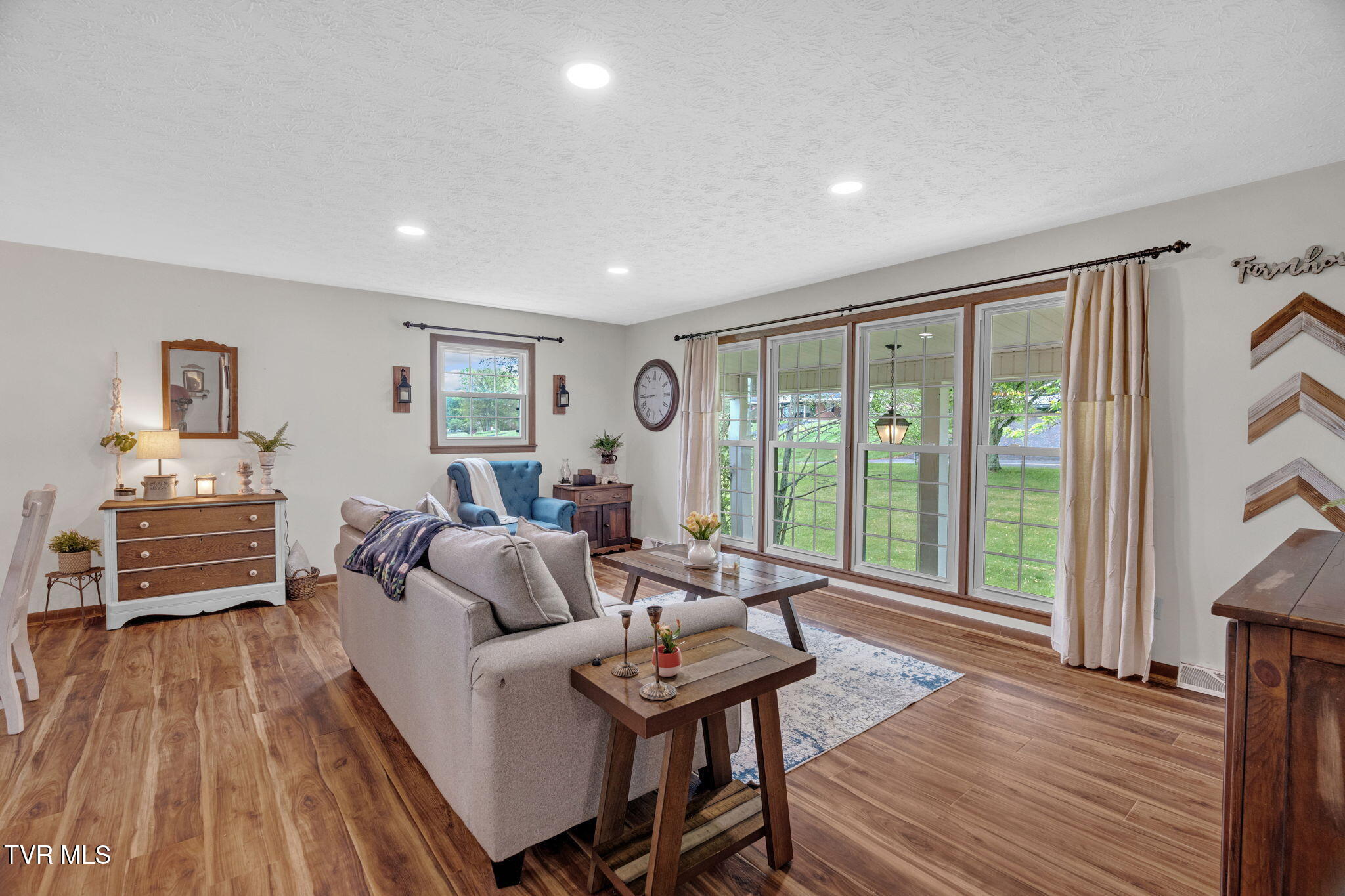337 Flourville Road