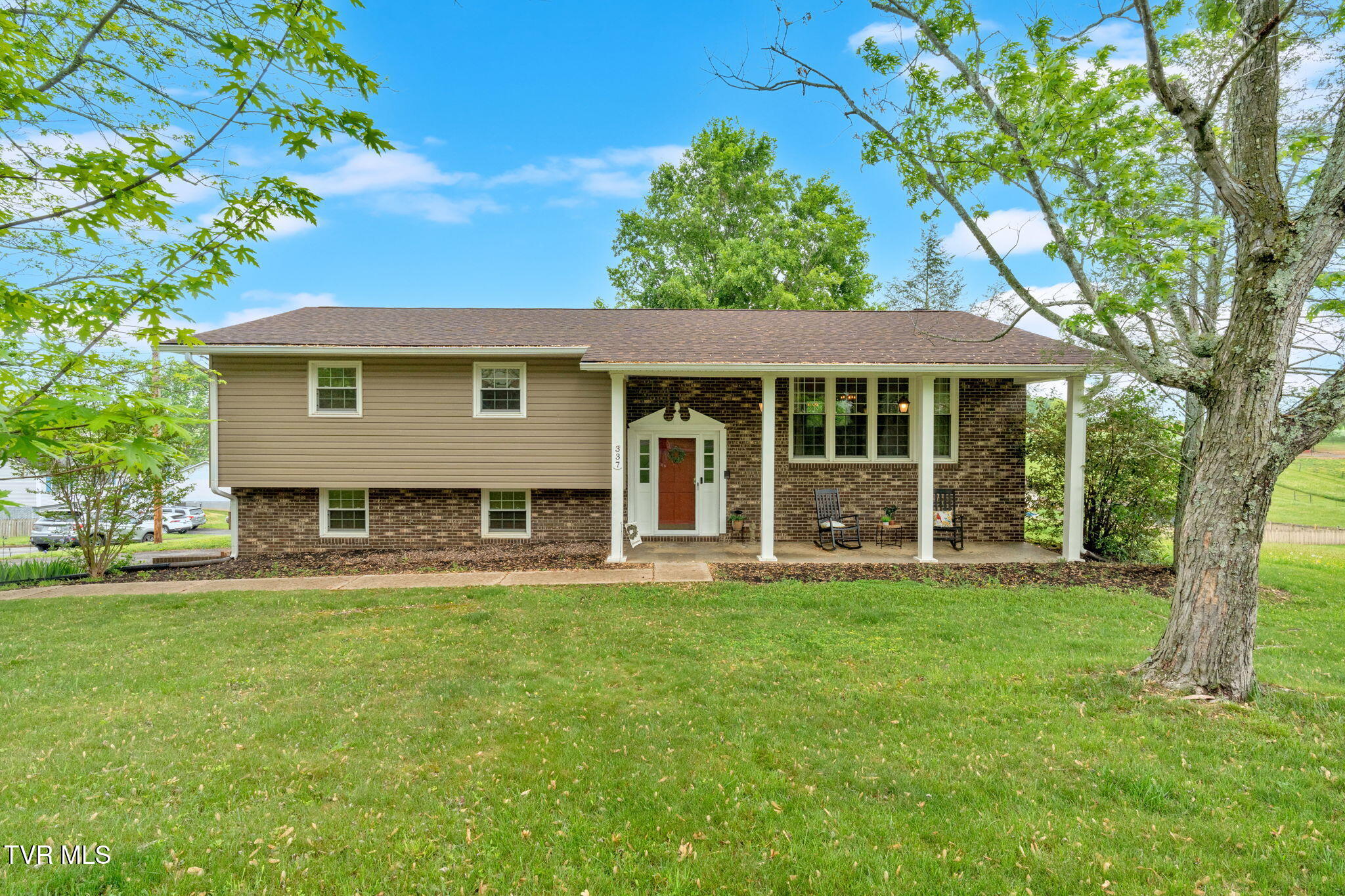 337 Flourville Road