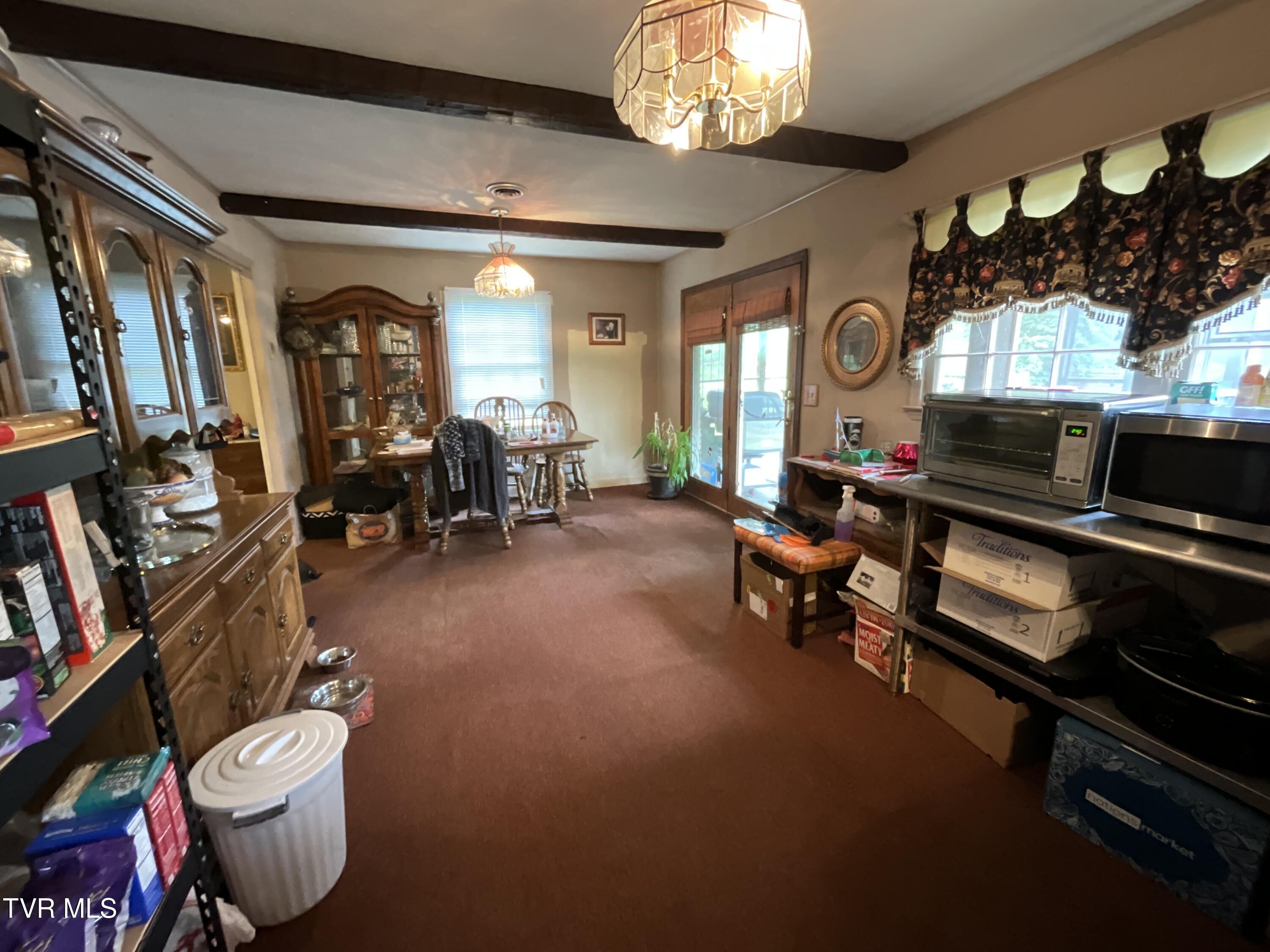 806 Sir Echo Drive