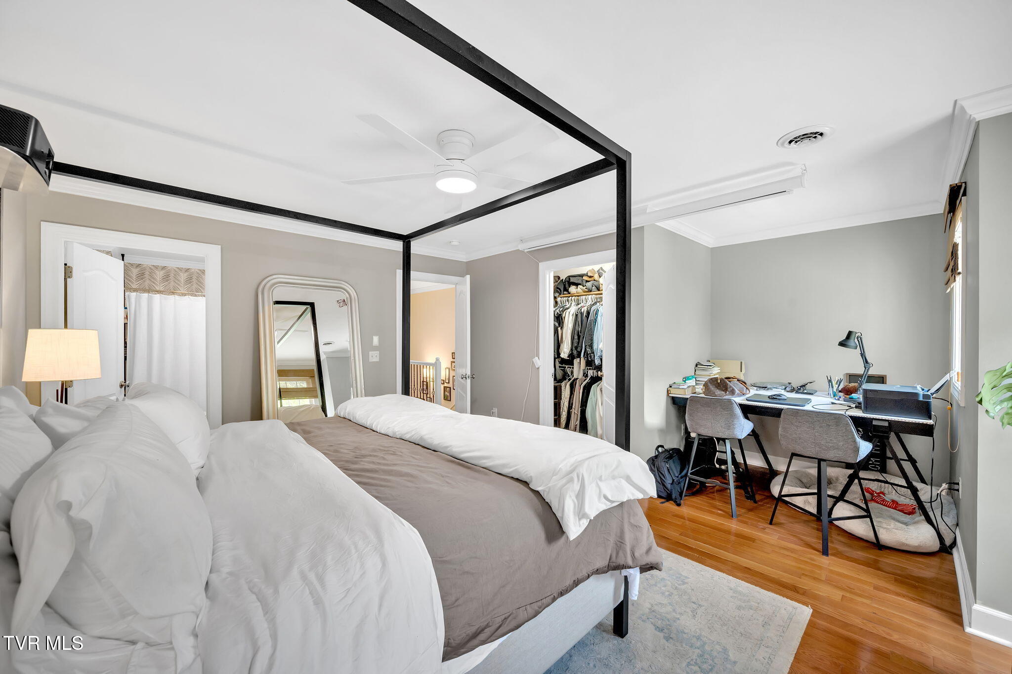 1102 Cherokee Road 1