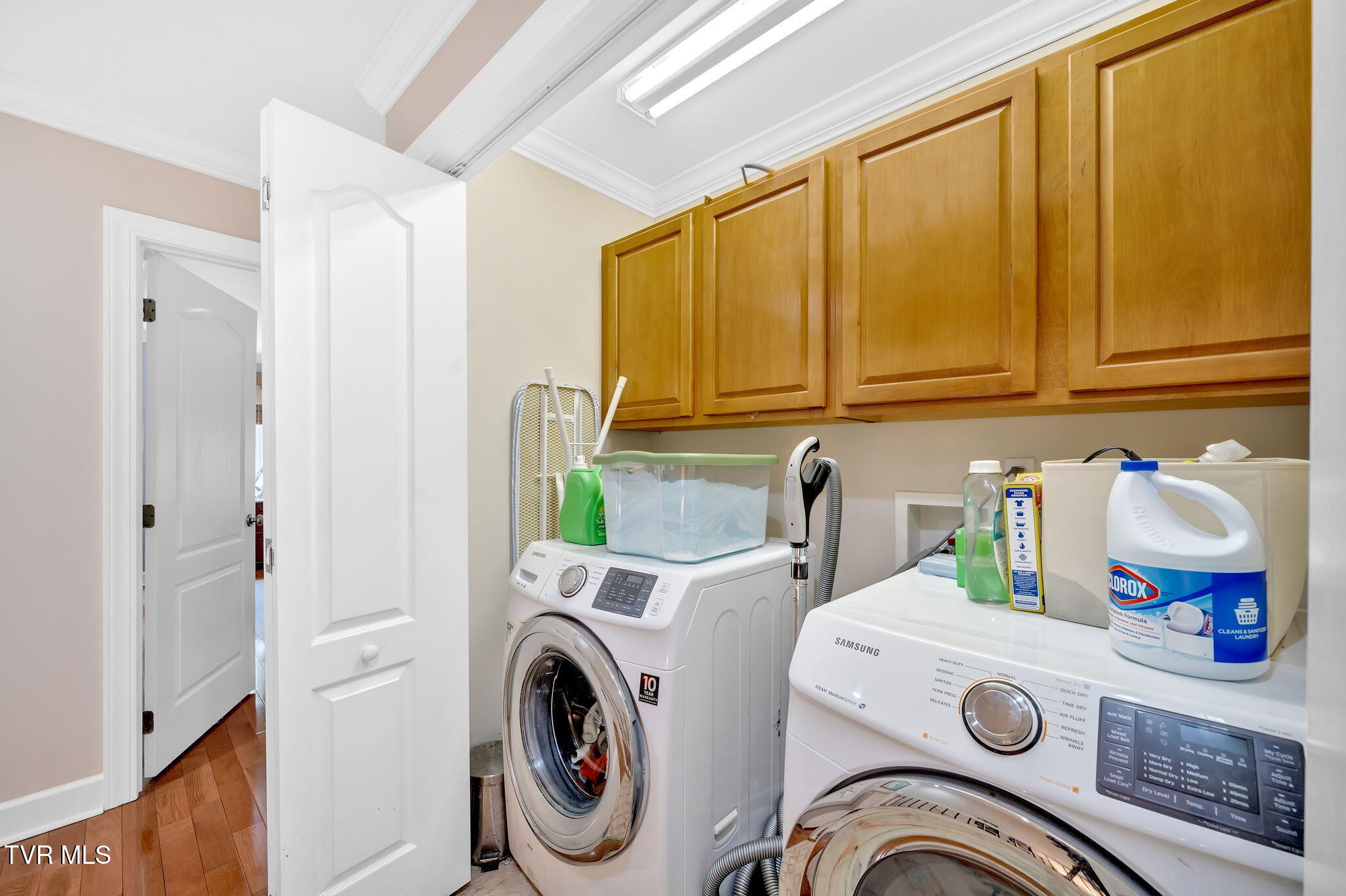 1102 Cherokee Road 1