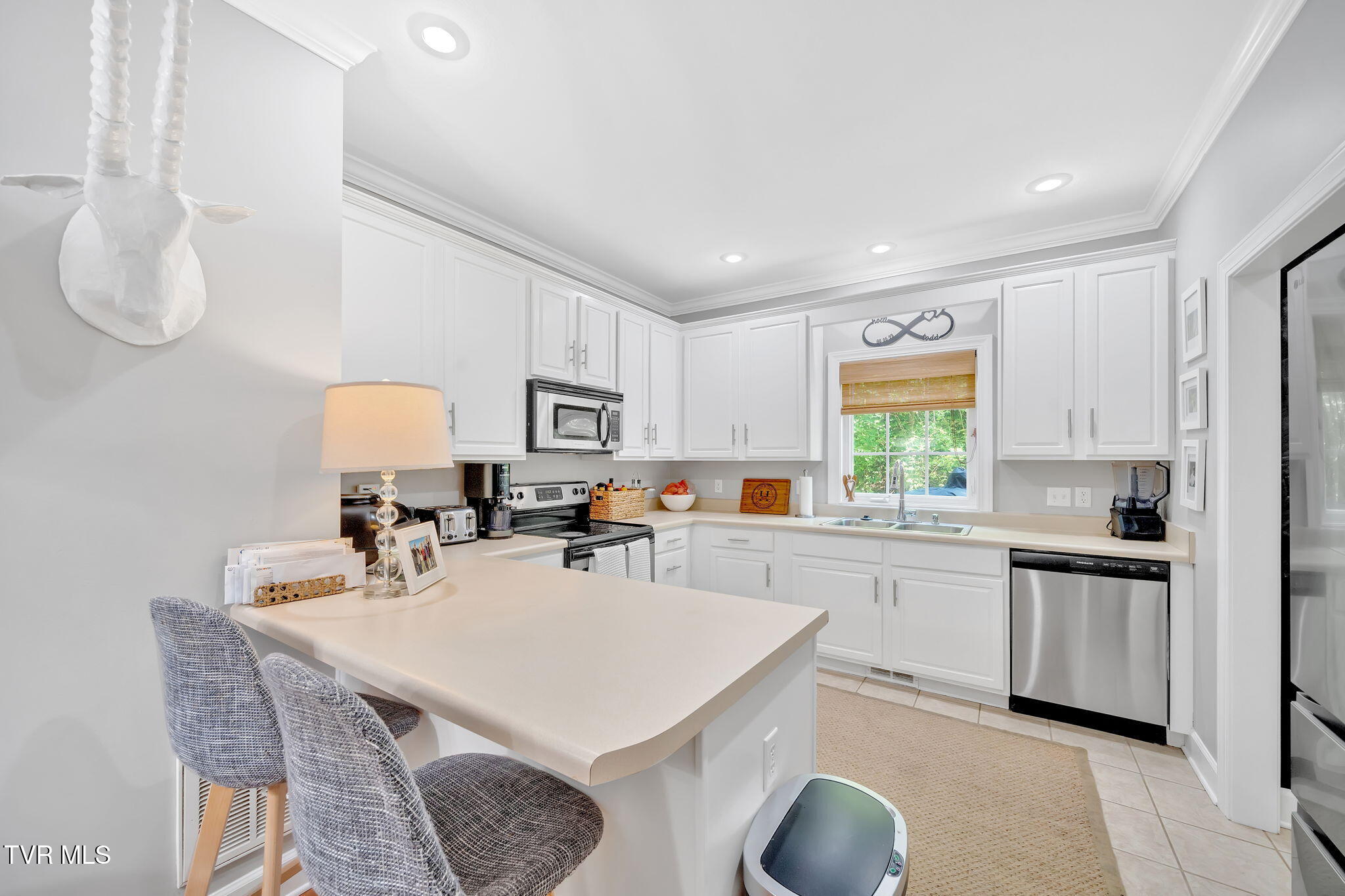 1102 Cherokee Road 1