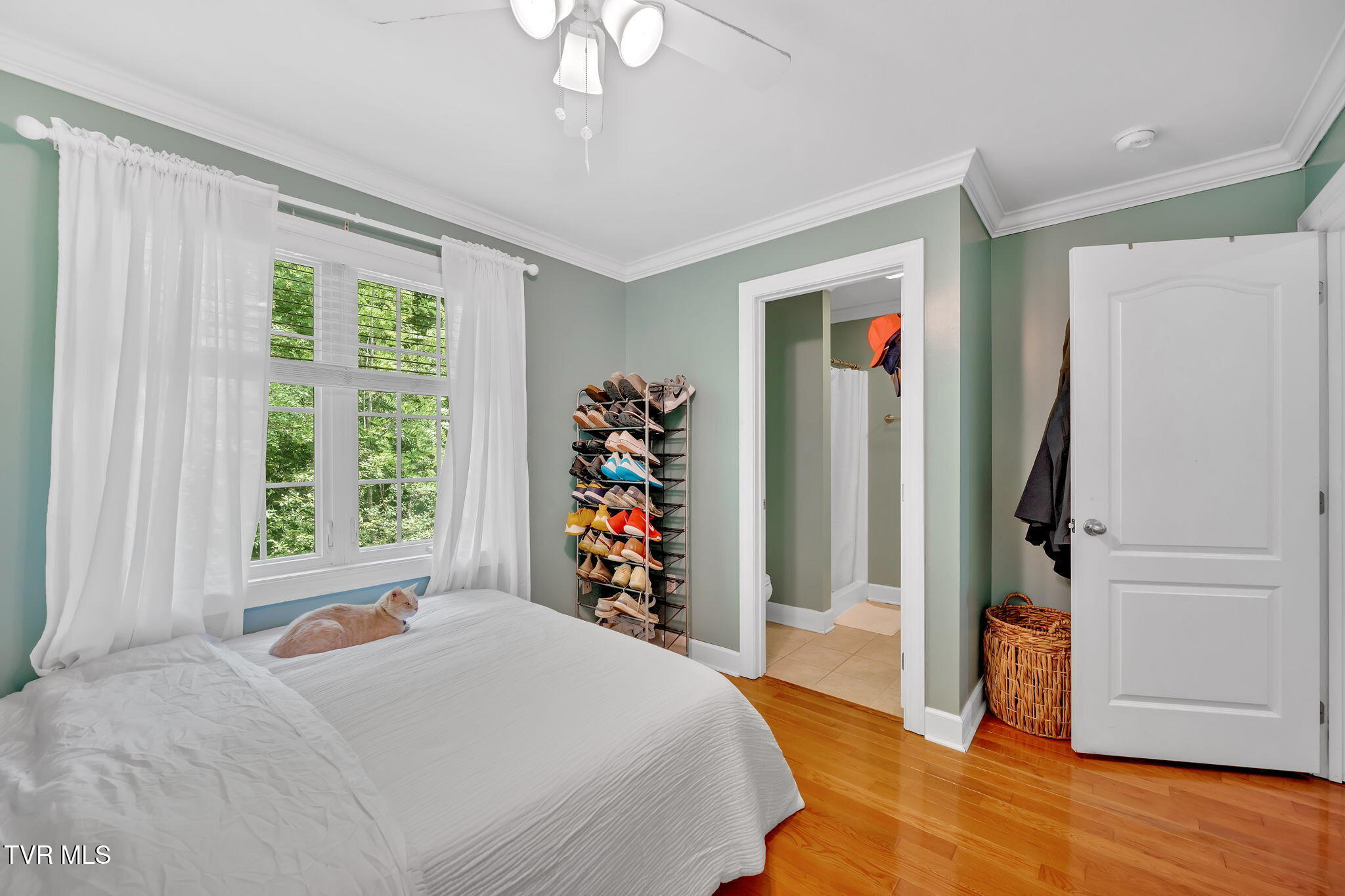 1102 Cherokee Road 1