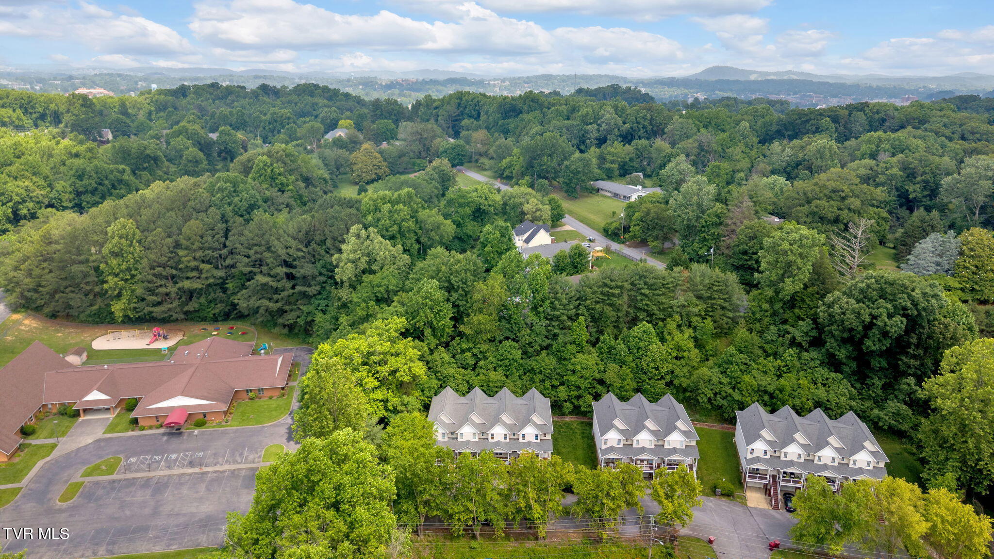 1102 Cherokee Road 1