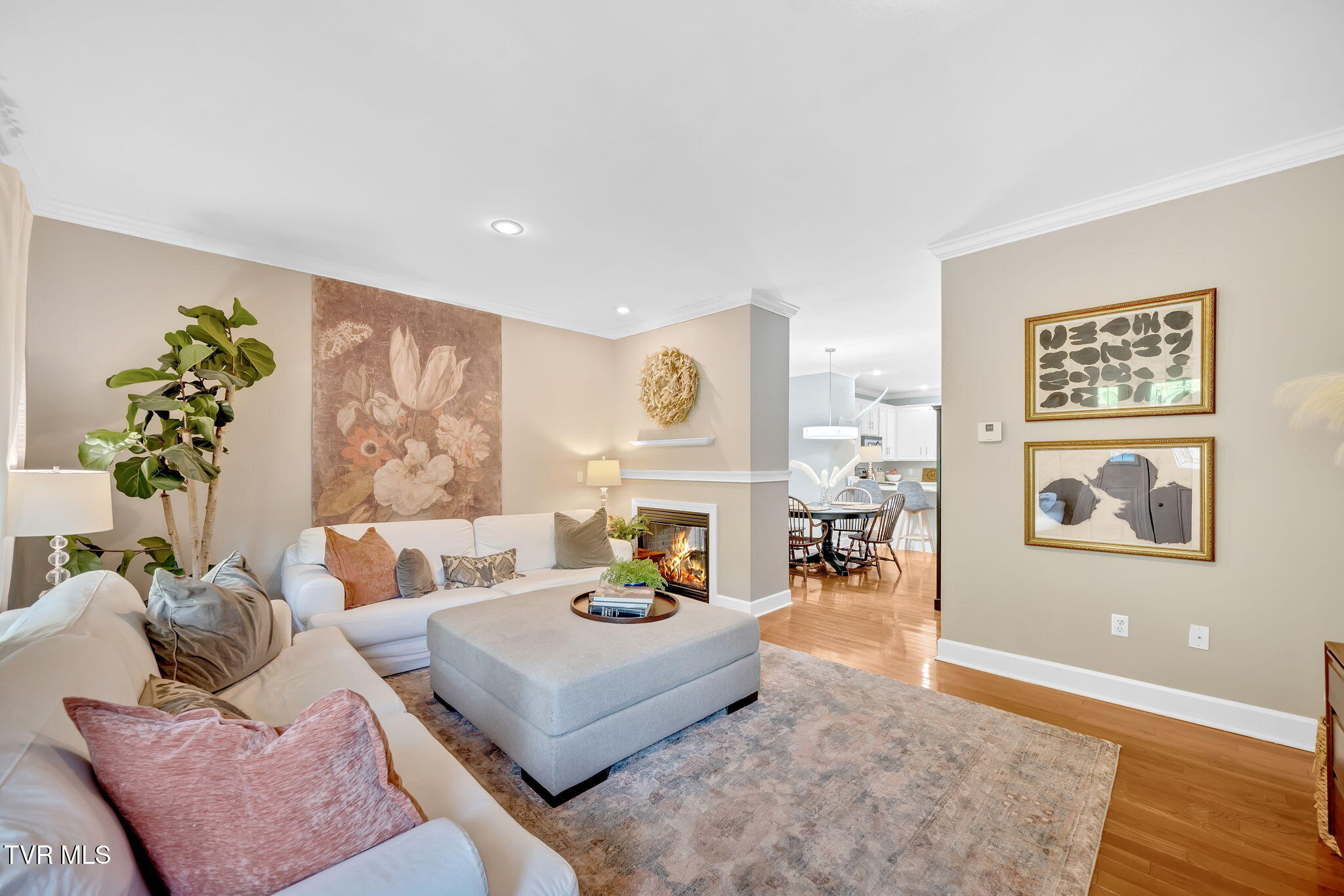 1102 Cherokee Road 1