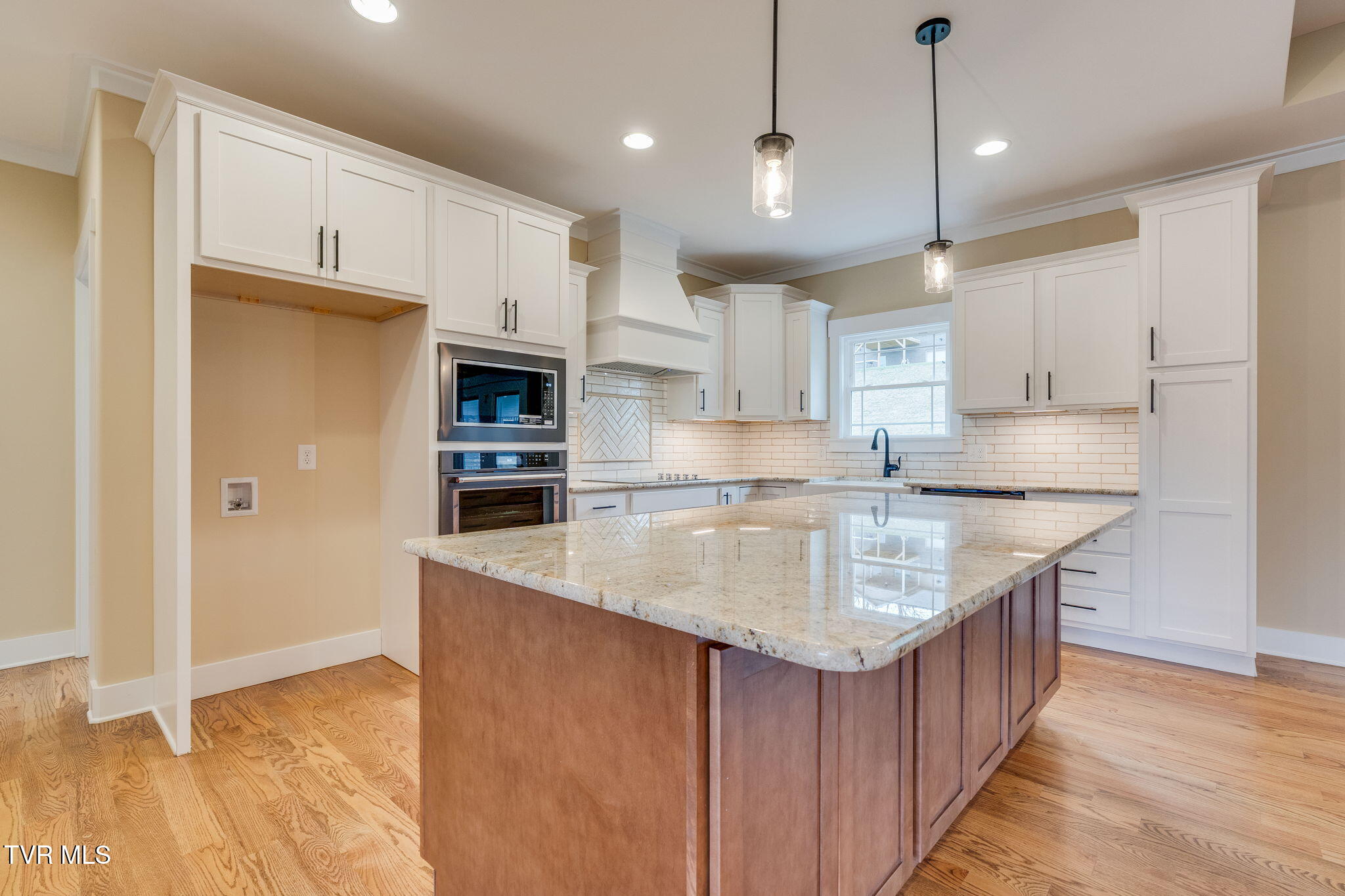 920 Daybreak Crest