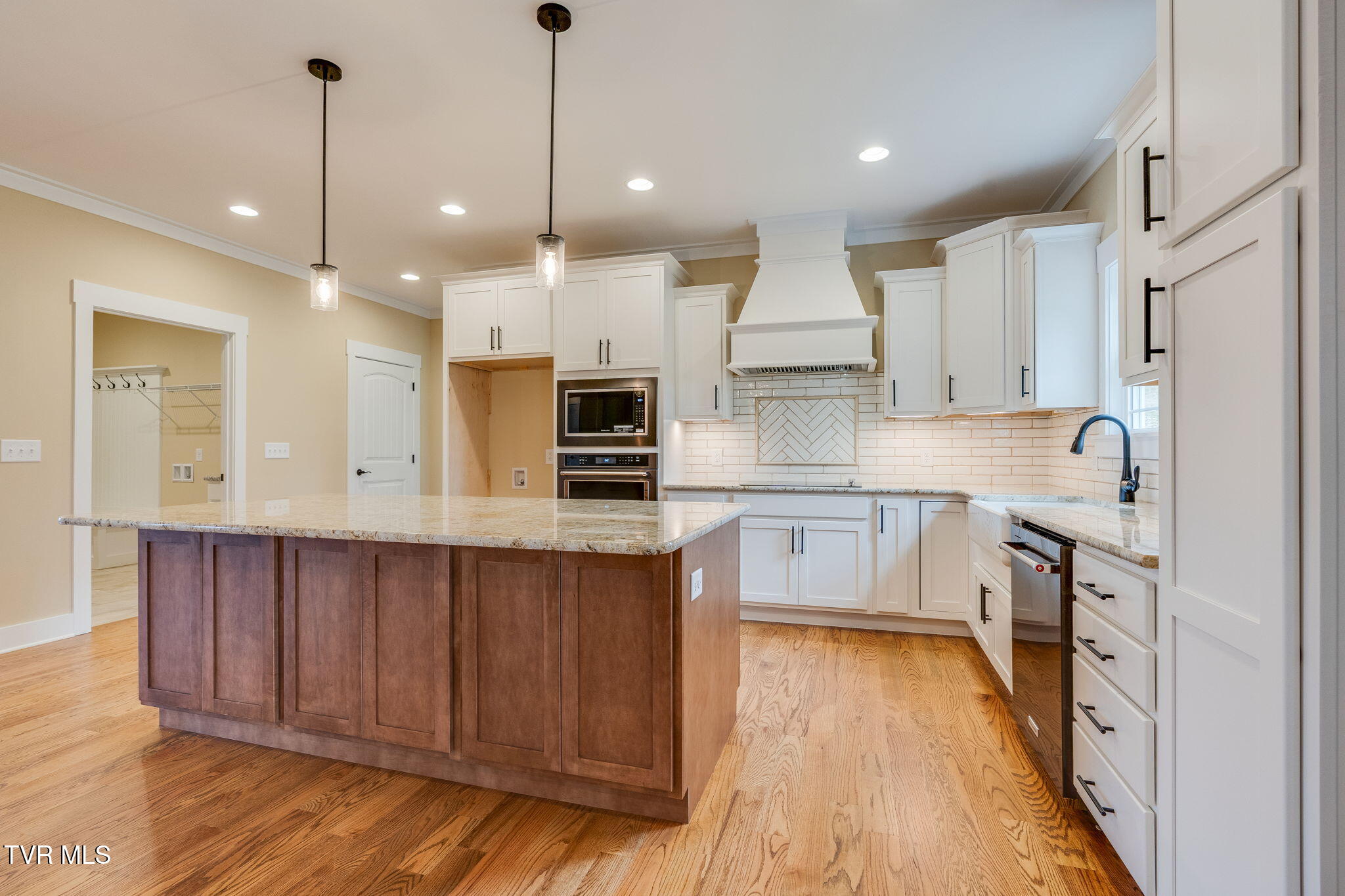920 Daybreak Crest