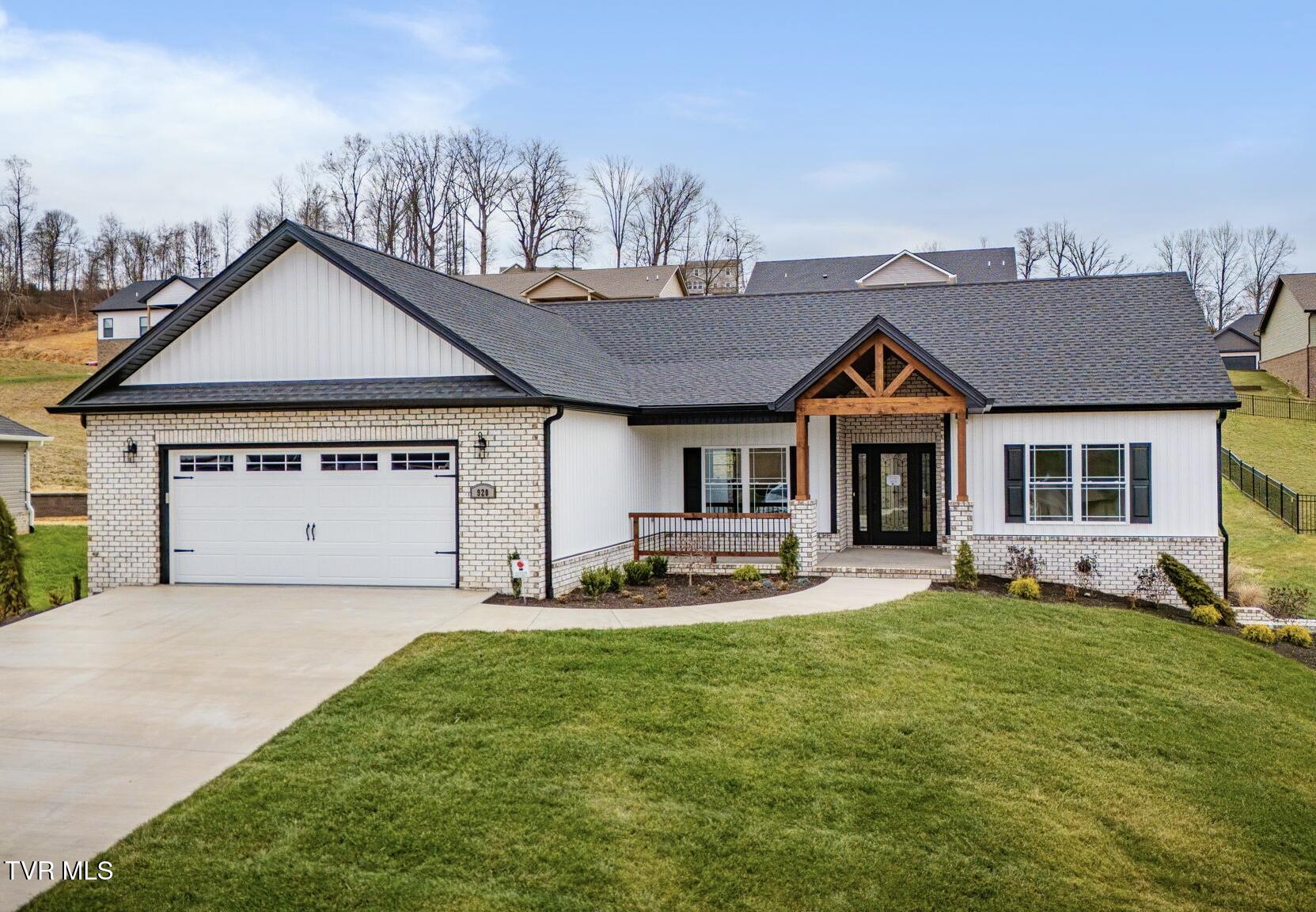 920 Daybreak Crest