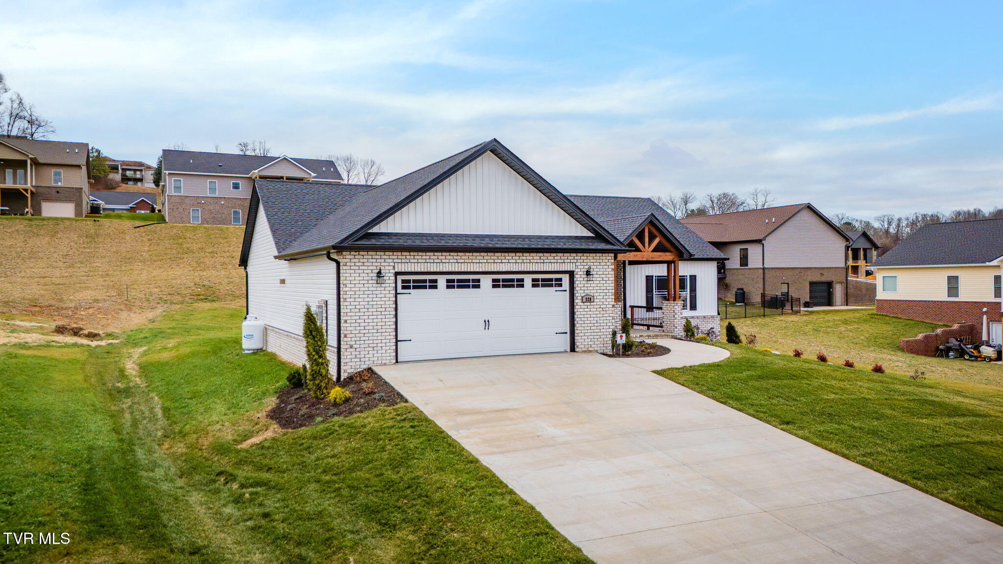920 Daybreak Crest