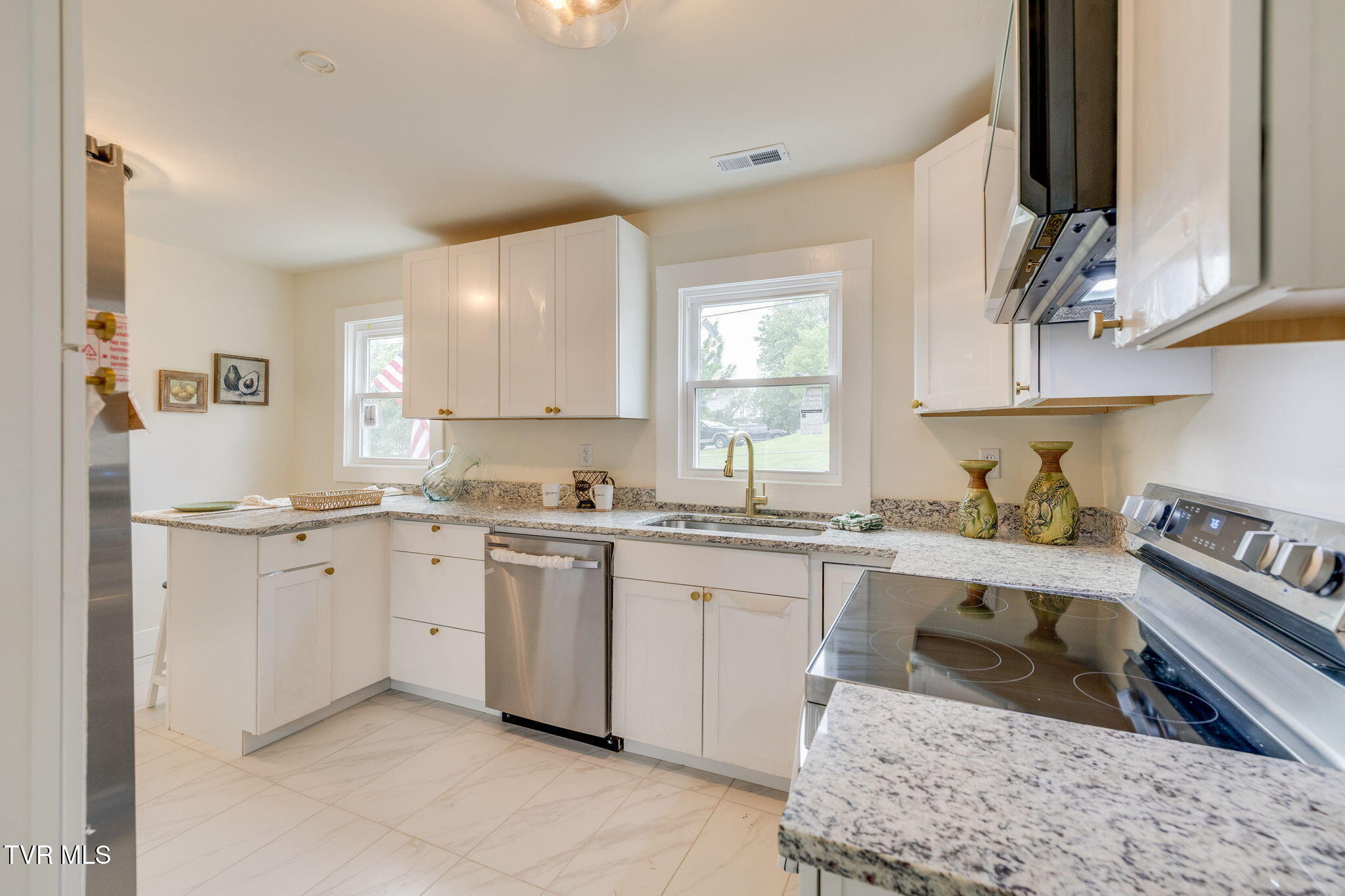 120 Mayflower Road