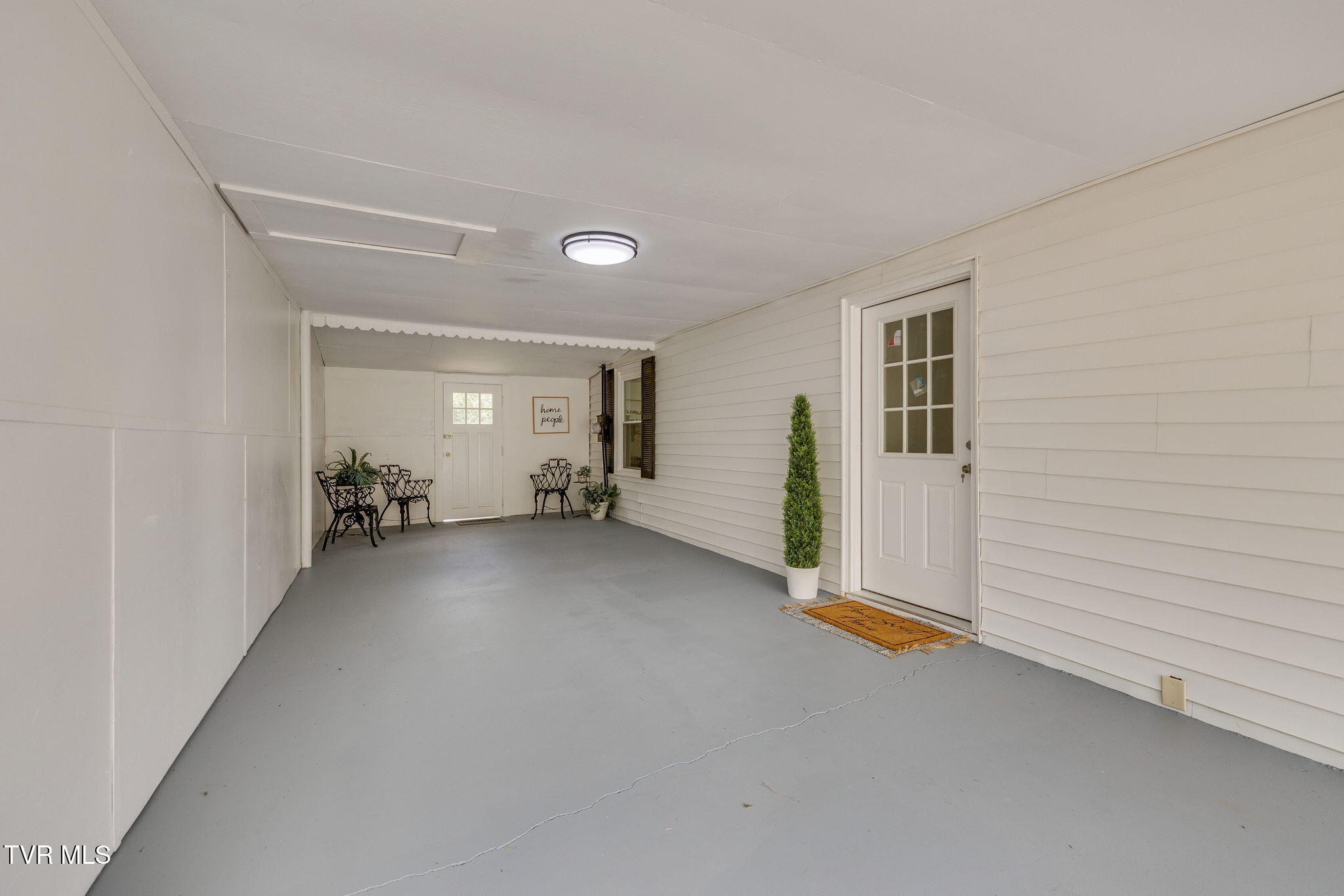 120 Mayflower Road