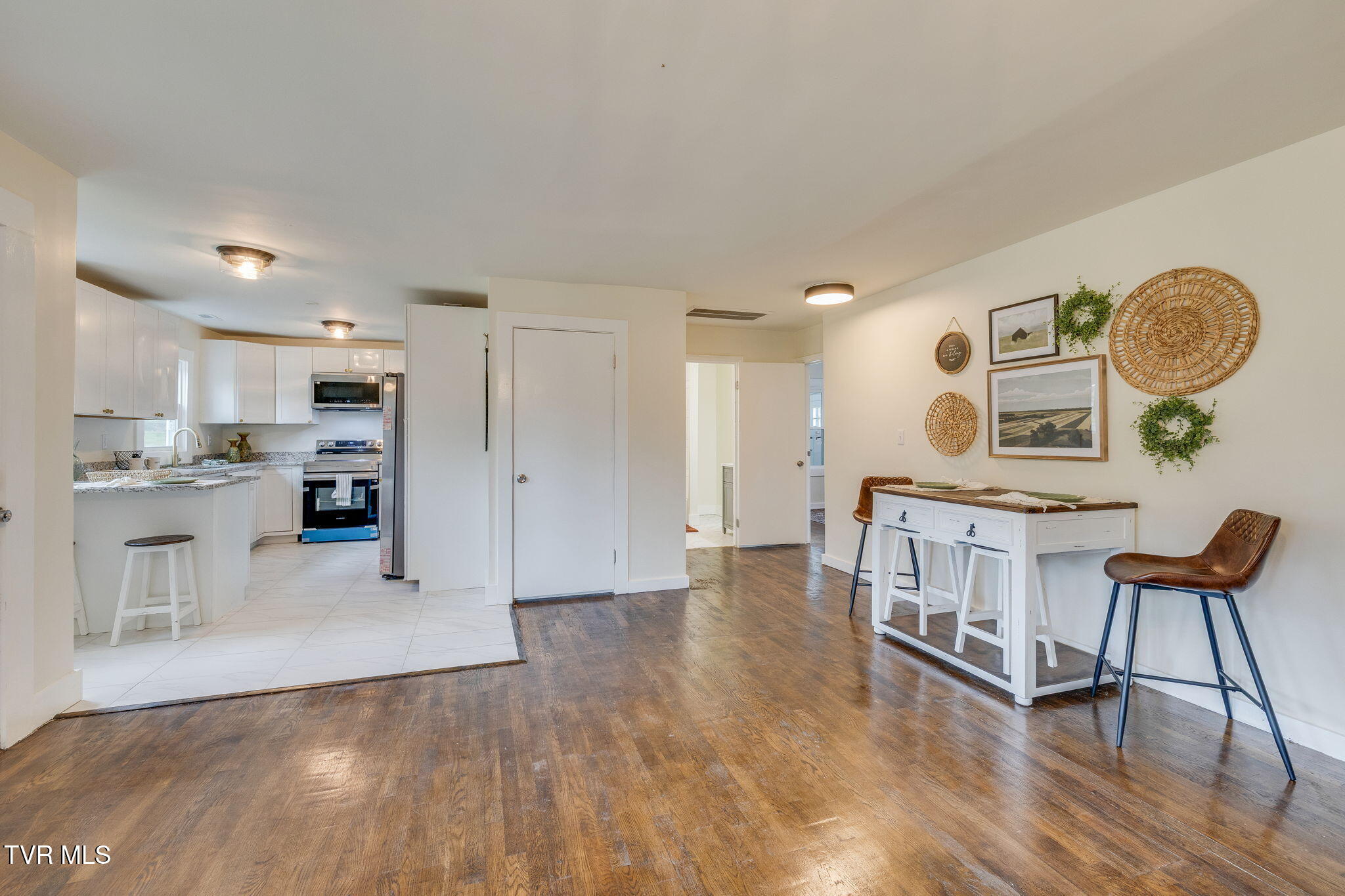 120 Mayflower Road