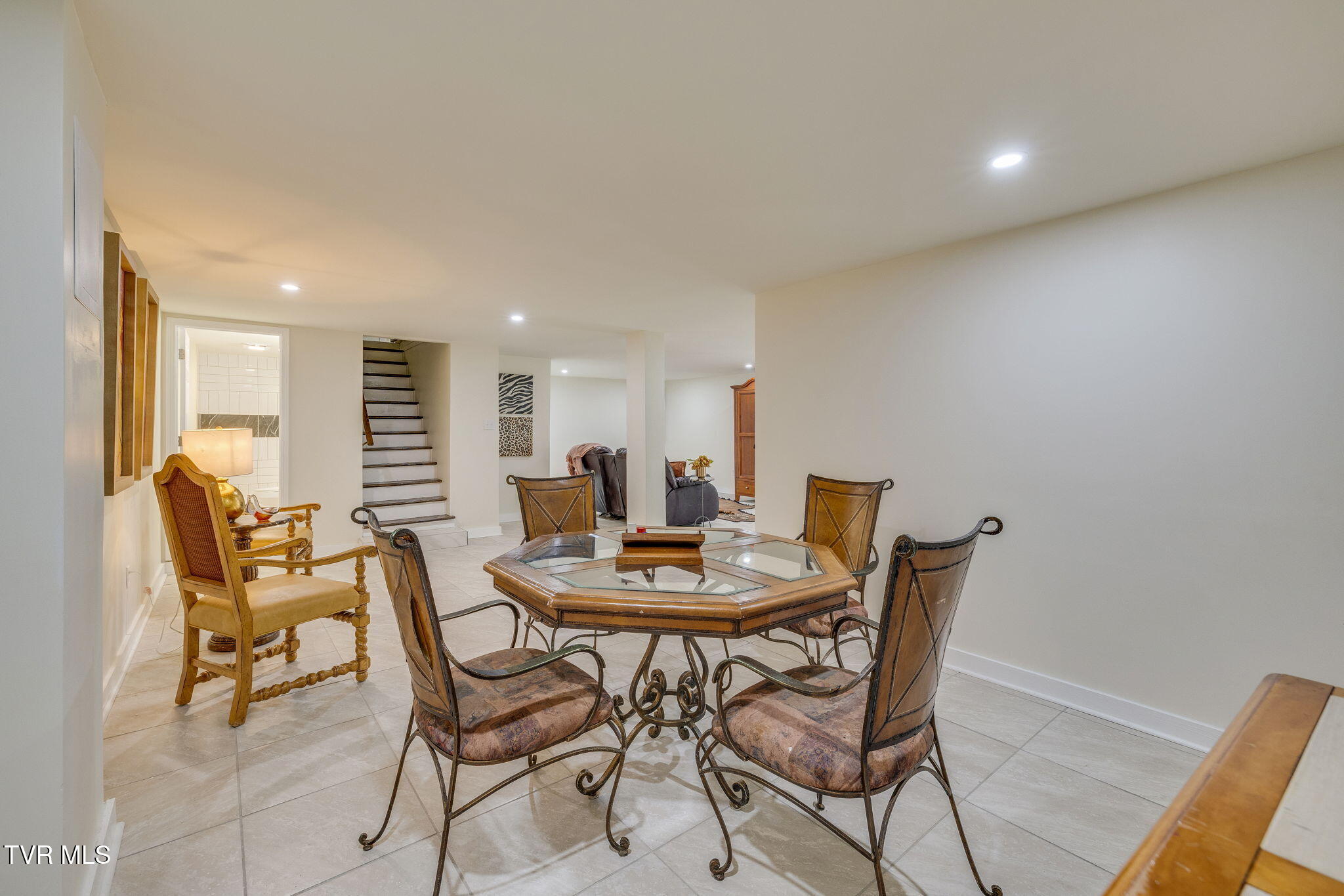 120 Mayflower Road