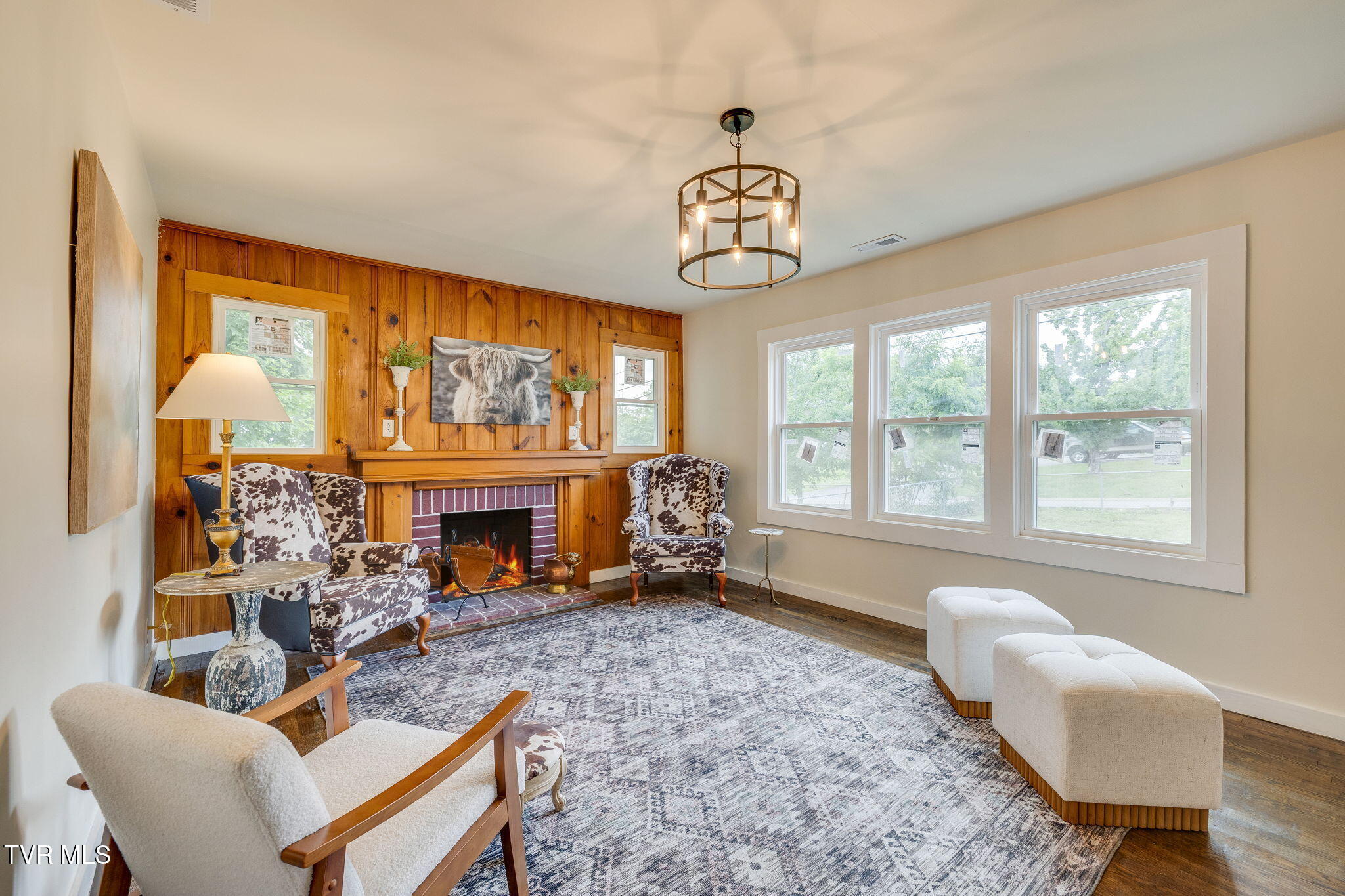 120 Mayflower Road
