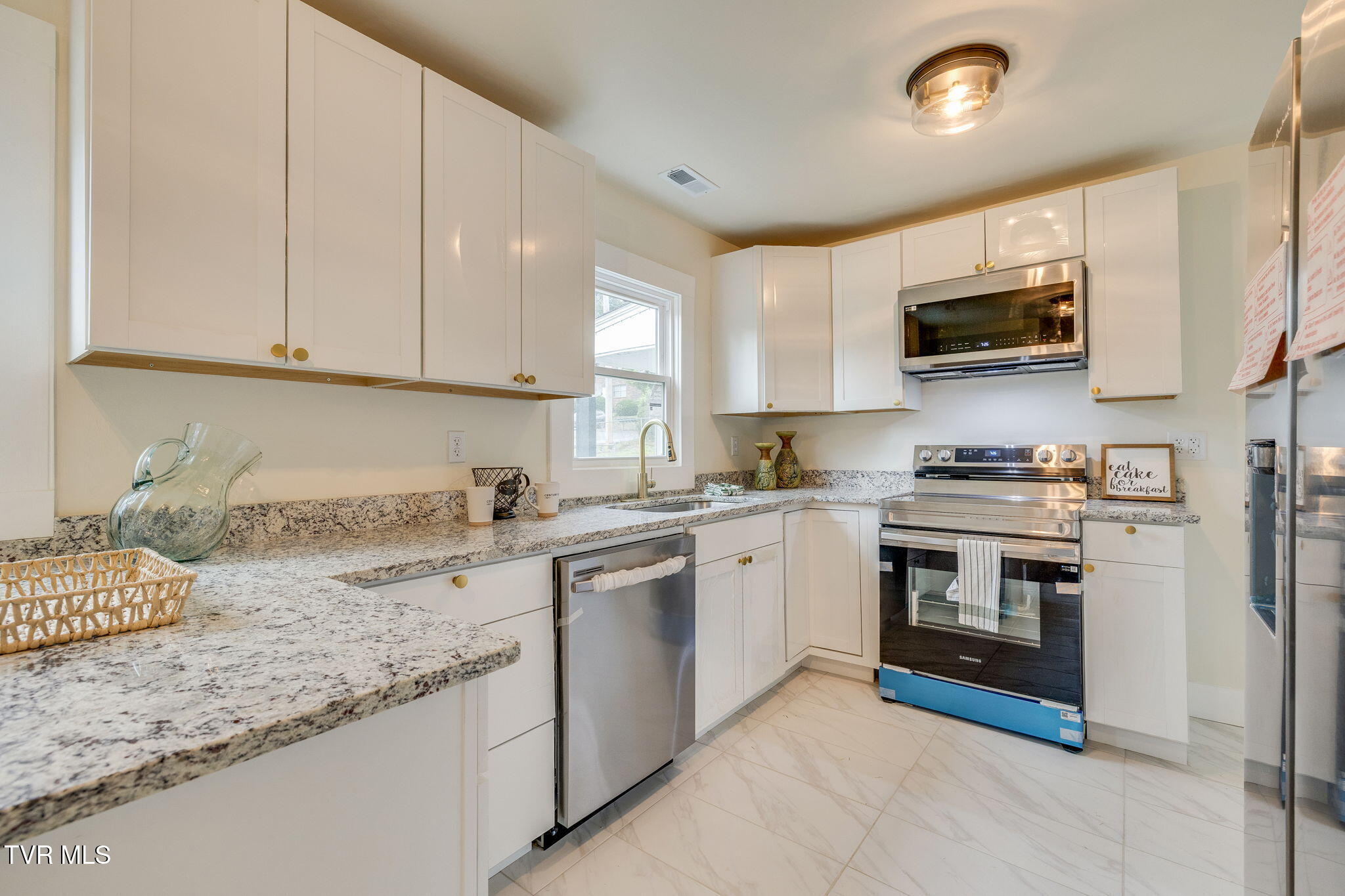 120 Mayflower Road
