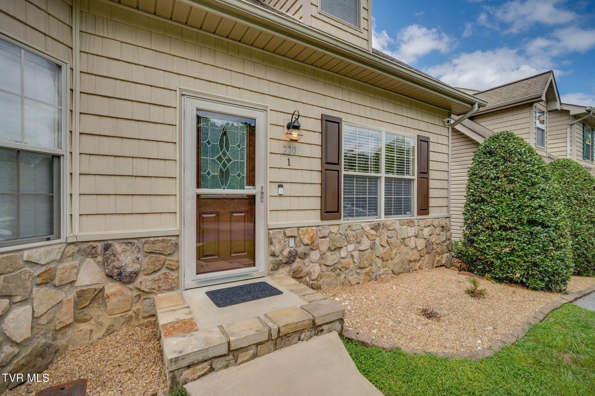 220 Cedar Creek Road 1
