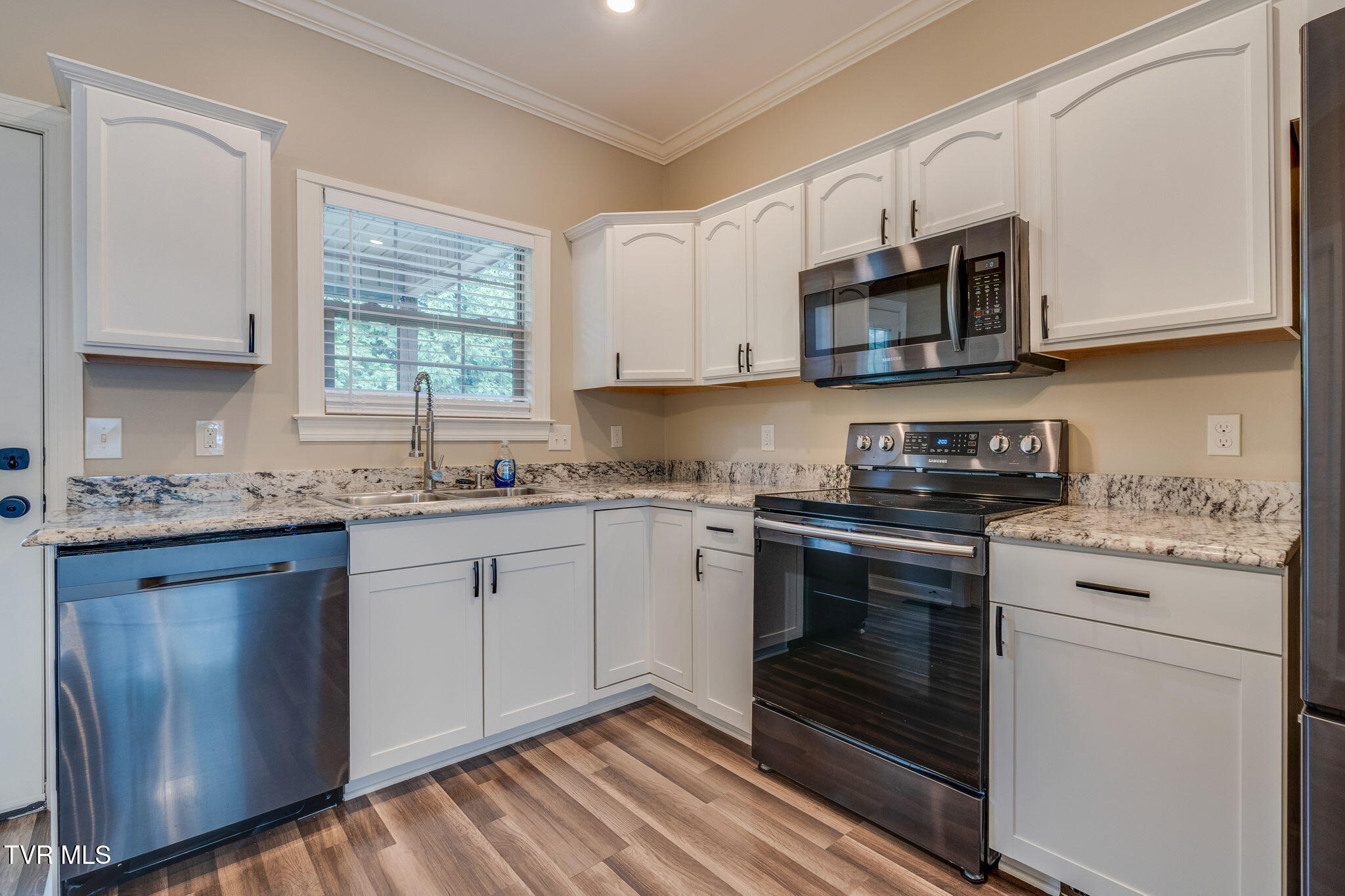 220 Cedar Creek Road 1