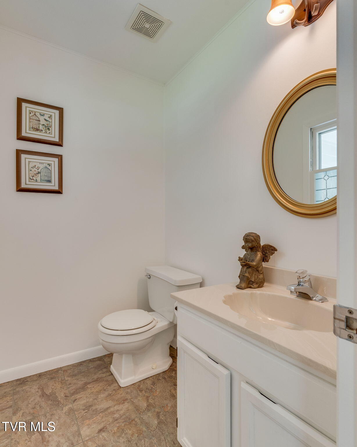 1712 Colonial Ridge Road